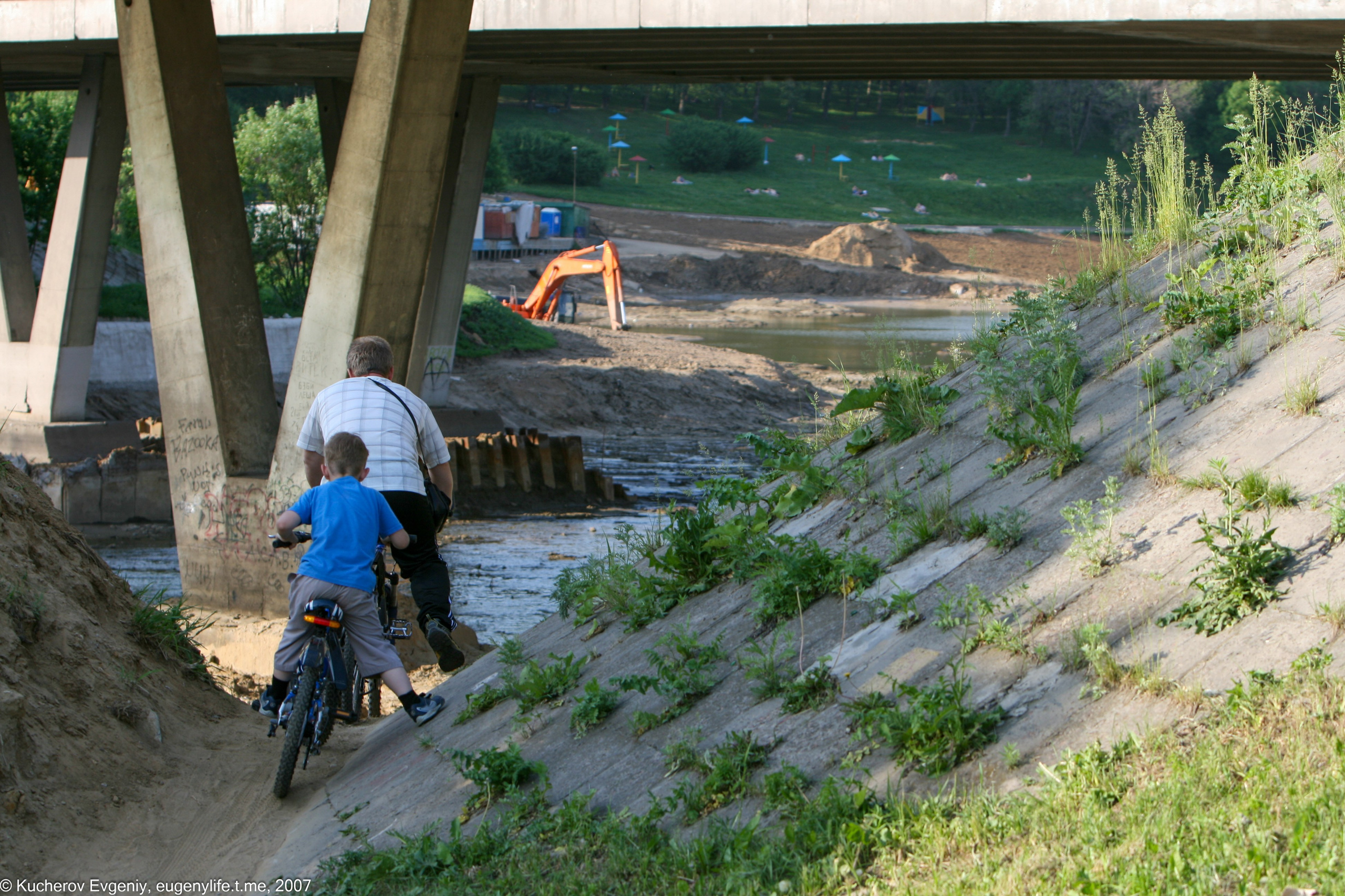 Май 2007. Царицыно. Кучеров Евгений. Фотограф