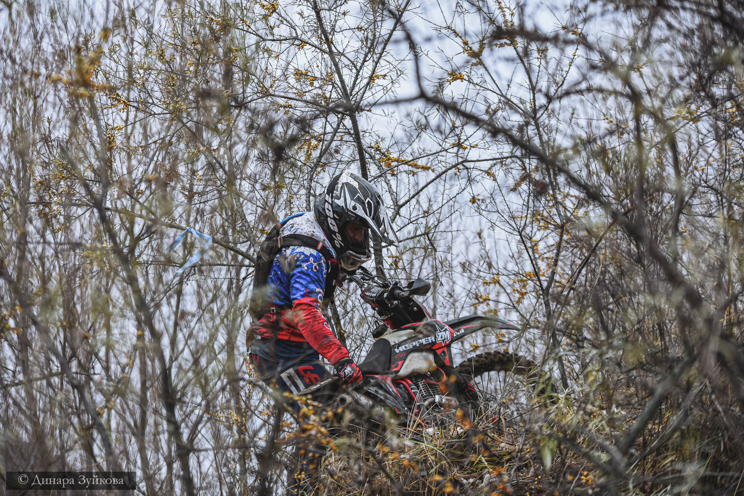 «На местности». Мотофотограф в Нижнем Новгороде Динара Зуйкова