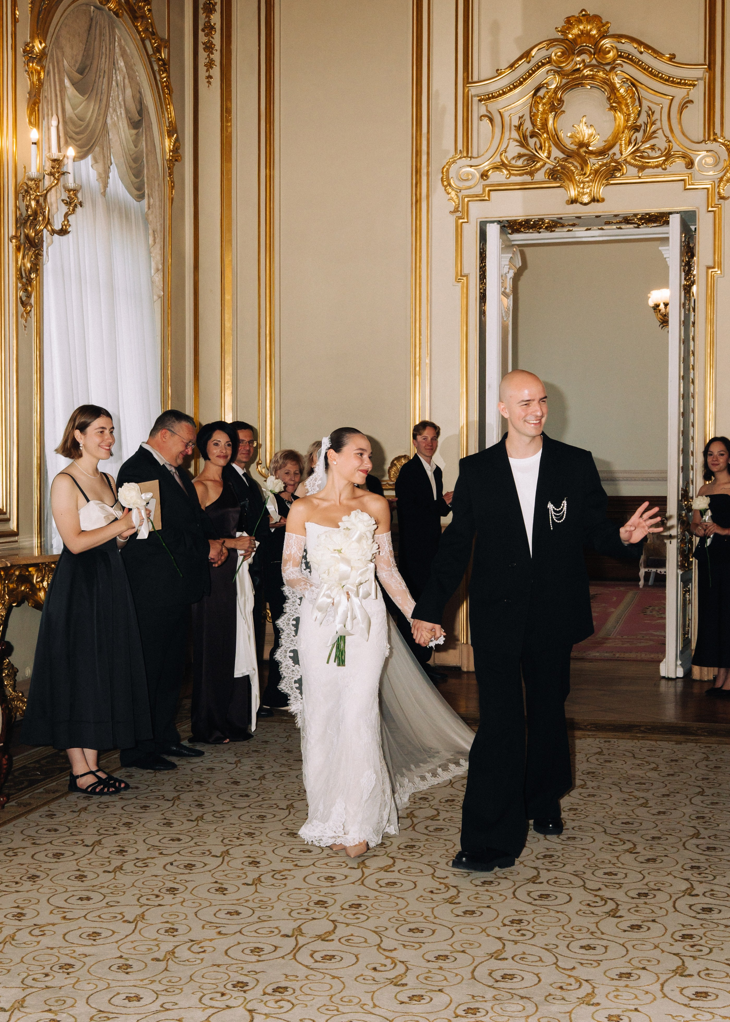 Вова и Лиза. Питер. Гранд Отель Европа, 1 дворец бракосочетания и особняк Мясникова. Свадебный фотограф Катерина Чулкова