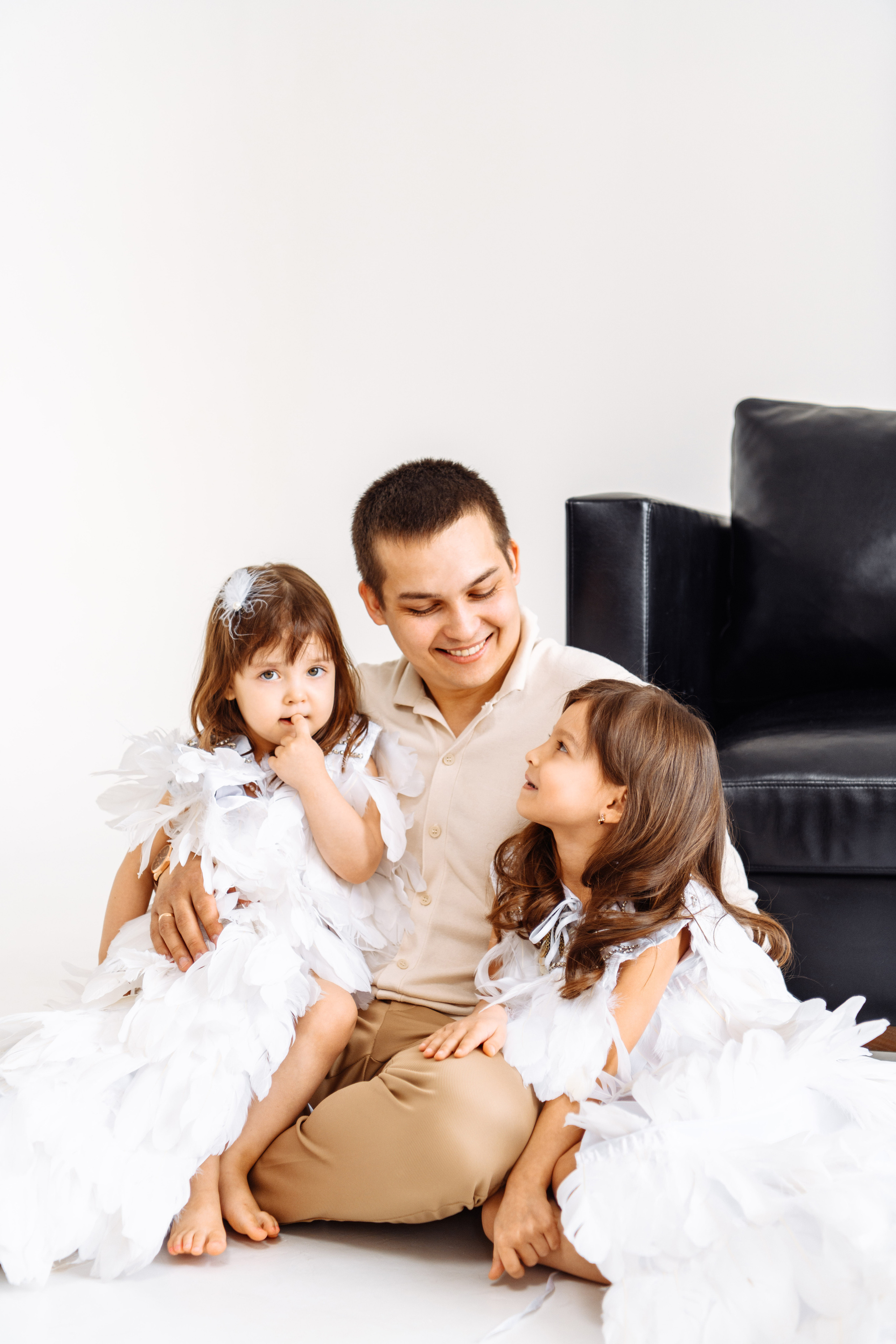 ФОТОПРОЕКТ «НЕЖНОСТЬ» 🕊🕊 в белом зале. Свадебный и семейный фотограф в Уфе | Винс Константин | Фотопроекты