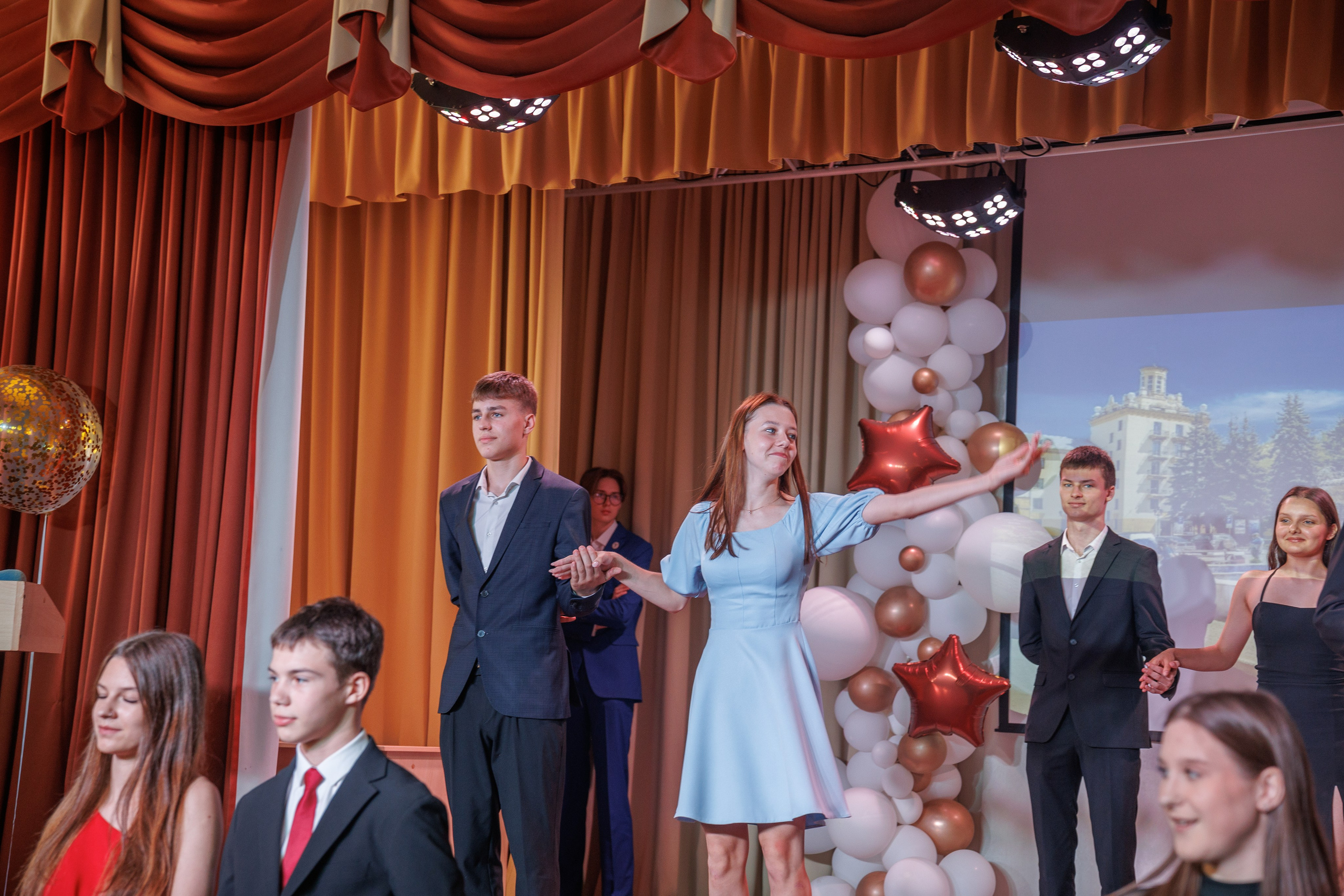 Вручение аттестатов. Свадебный и семейный фотограф в Новосибирске Ирина Дорошкова