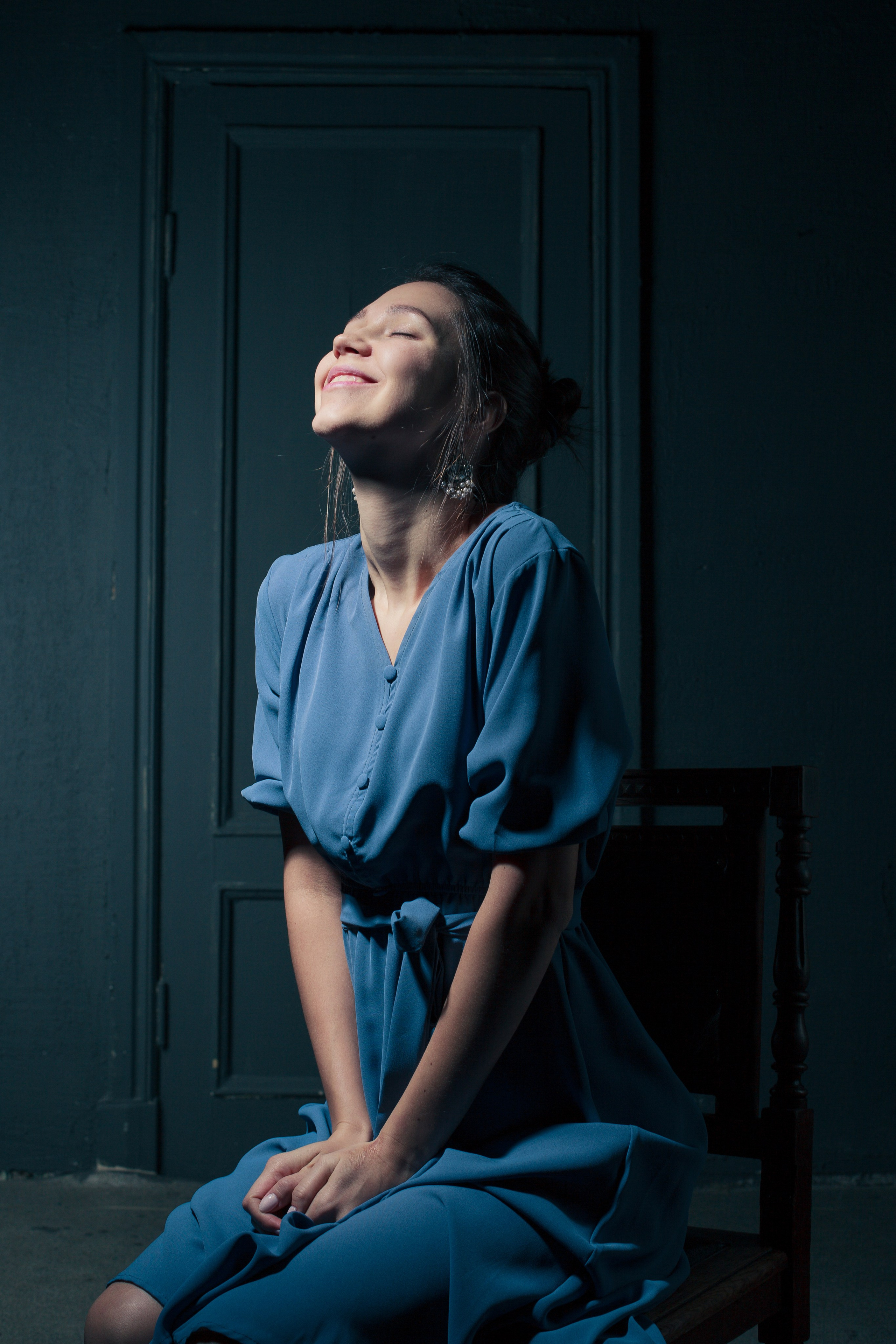 Ульяна. по другую сторону двери. Психолог с фотоаппаратом Зимина Оксана