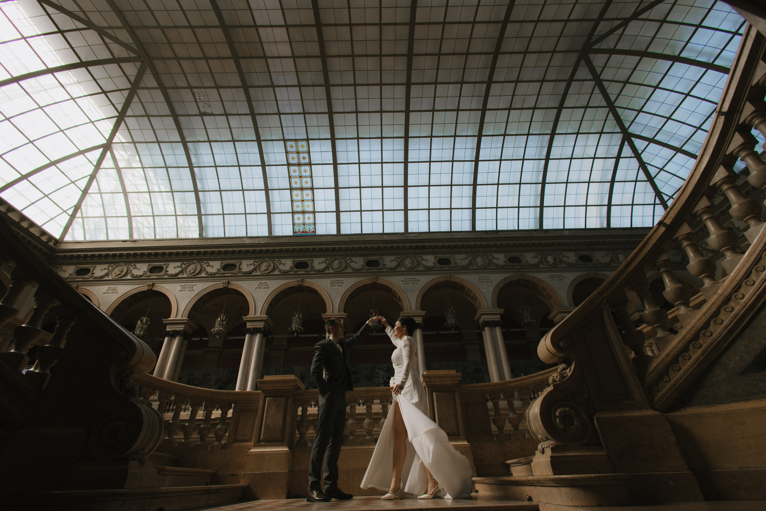 Ляпнул штампик меж листами…. Свадебный и семейный фотограф в Санкт-Петербурге и Москве