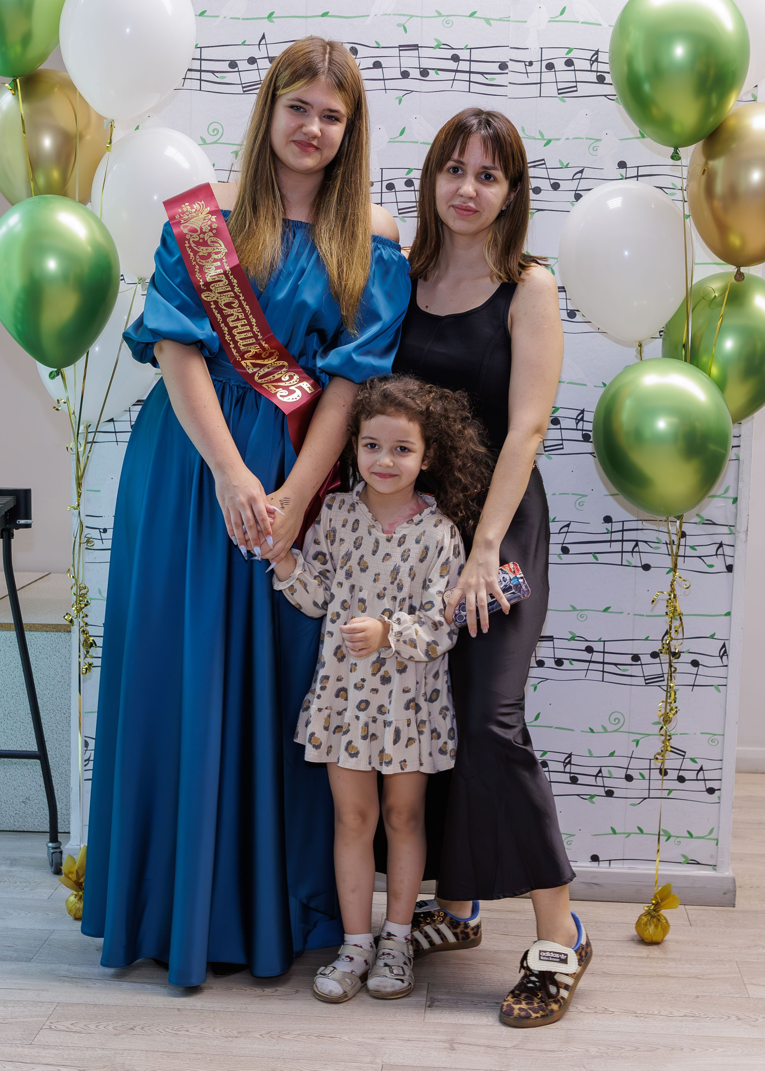 Вручение дипломов в Детской музыкальной школе имени Н. П. Будашкина. Выпускные альбомы и школьный фотограф в Подольске, Троицке, Щербинке, Москве и Московской области