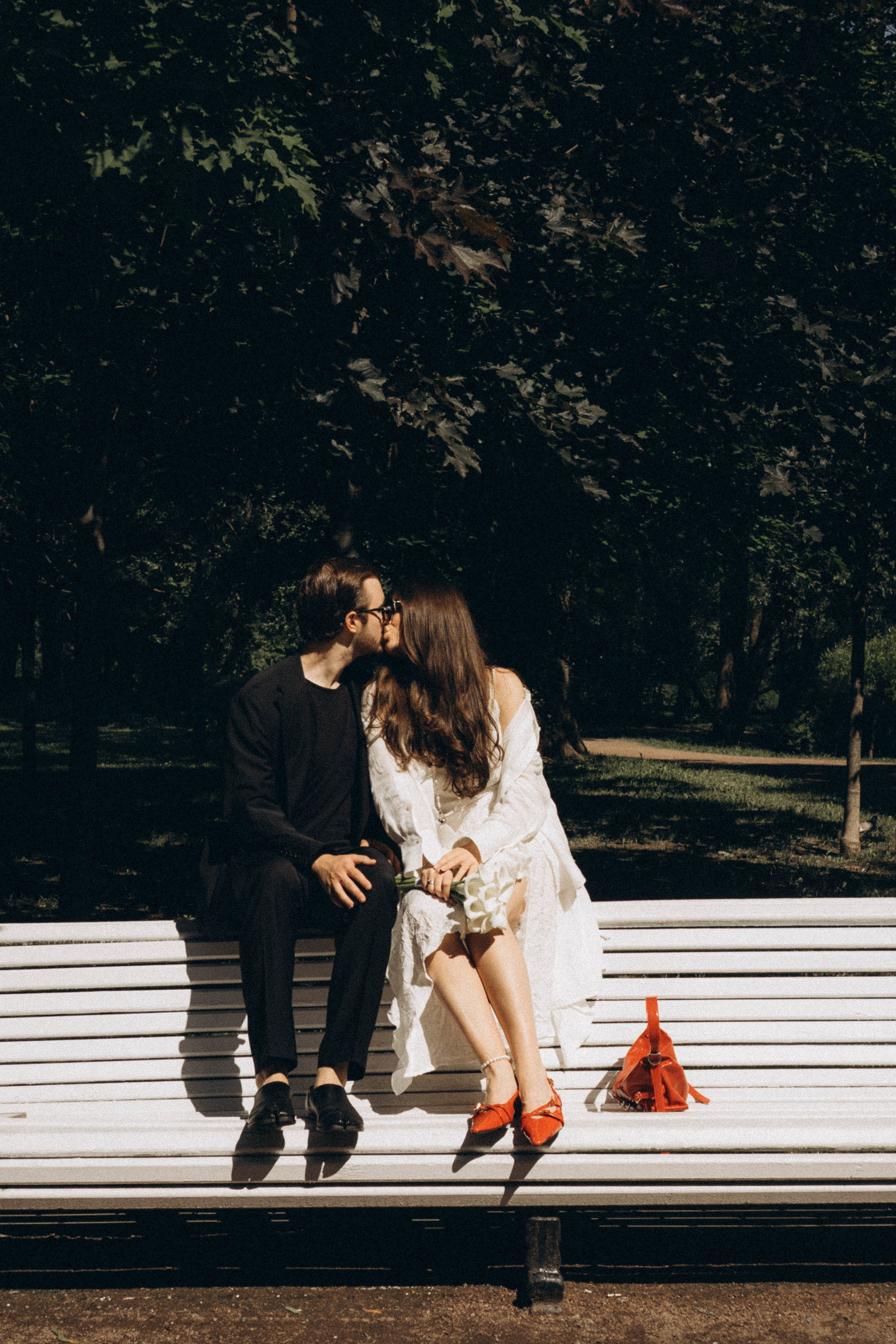 СВАДЕБНАЯ СЬЕМКА В ПАРКЕ ПОБЕДЫ И ПРОГУЛКА ПО МОСКОВСКОМУ ПРОСПЕКТУ. Профессиональный фотограф, Санкт-Петербург — Виктория Богомолова