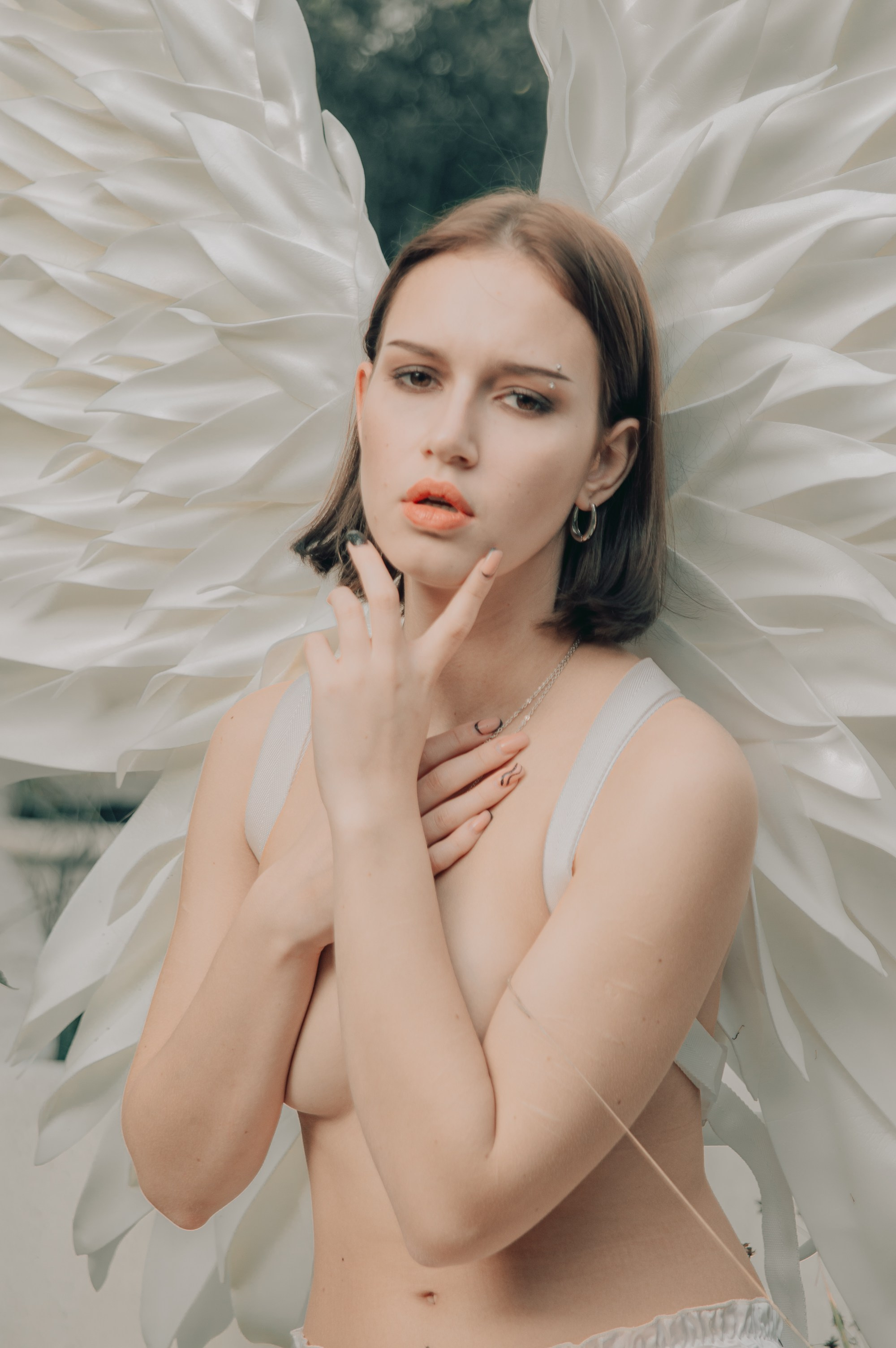 Портрет девушки с ангельскими крыльями фотография в Сочи