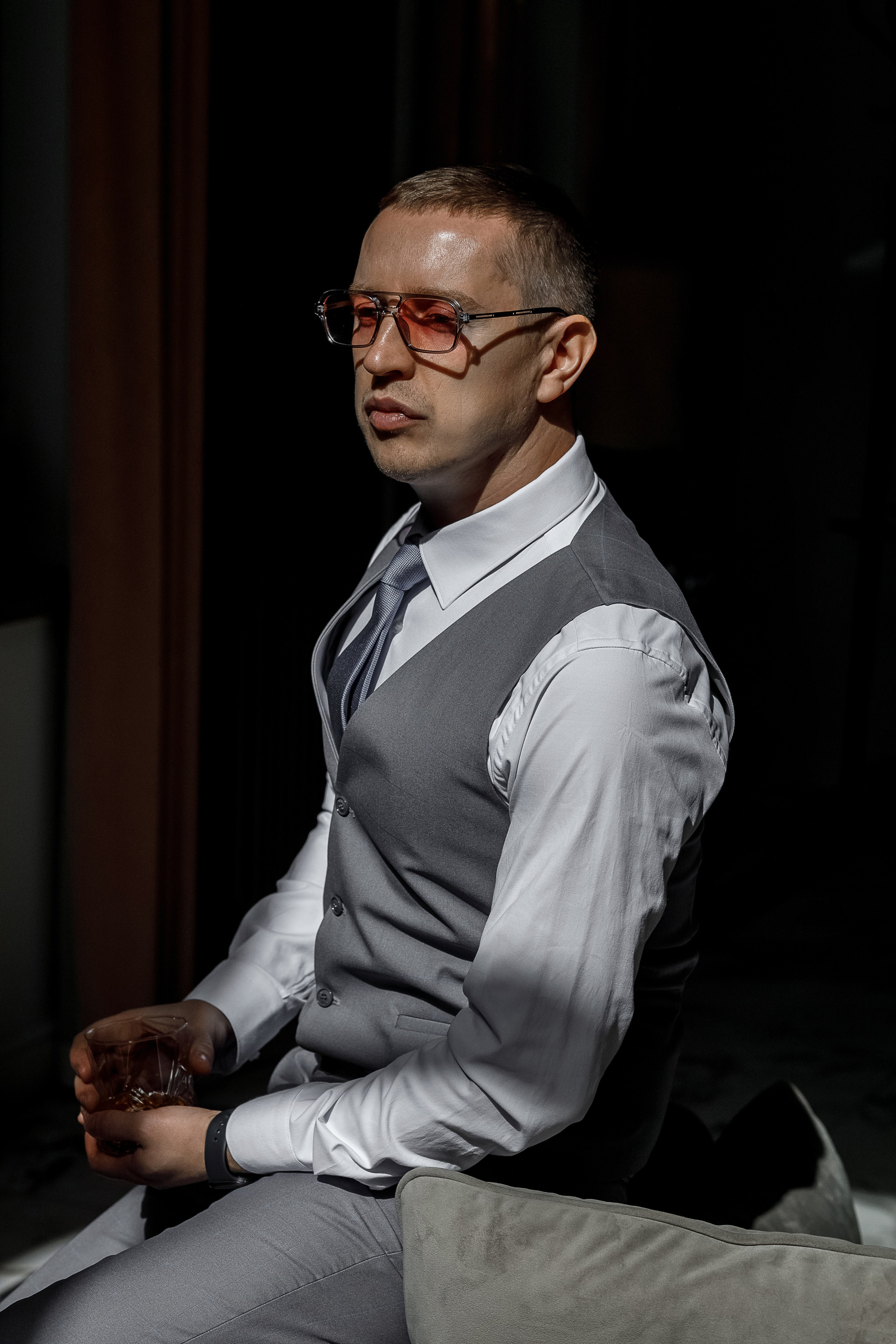 Фотосъемка невесты в эксклюзивном свадебном платье. Олег Сверчков | Свадебный фотограф Вологда