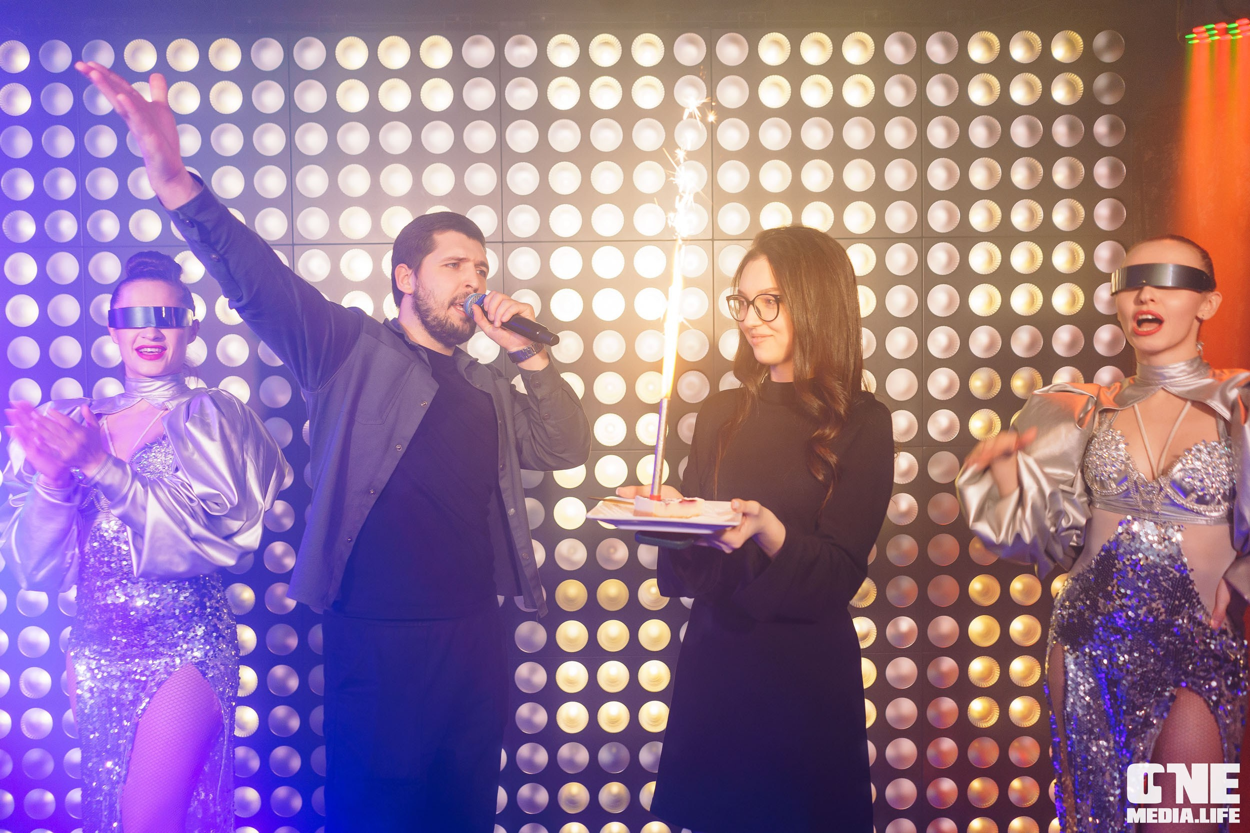 Фоторепортаж из караоке-клуба Эйфория. One Media Life: фоторепортажи, фотоотчеты с мероприятий и заведений