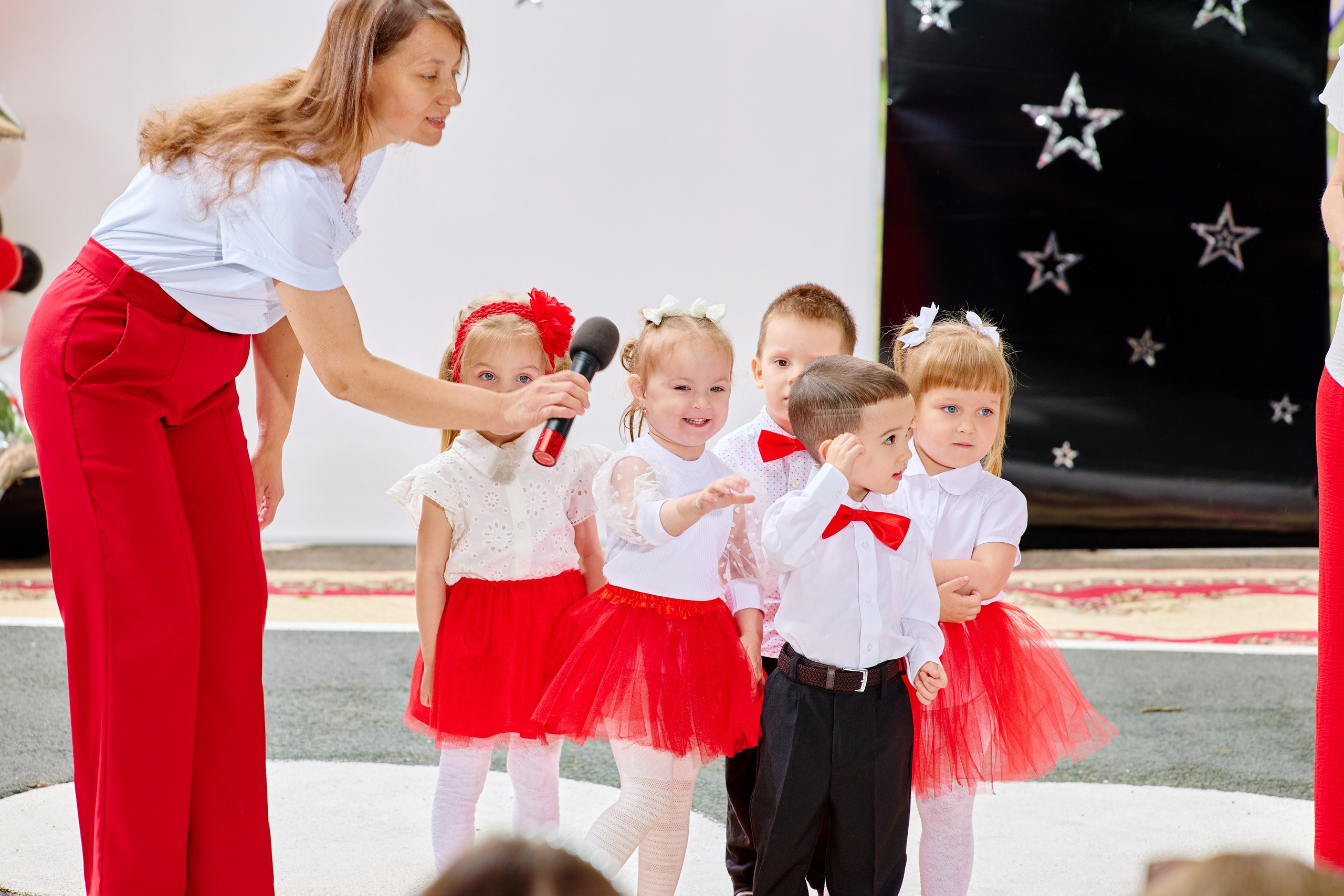 Выпускной 45 сад. Фотограф Выпускные альбомы Таганрог Сергей Коробченко