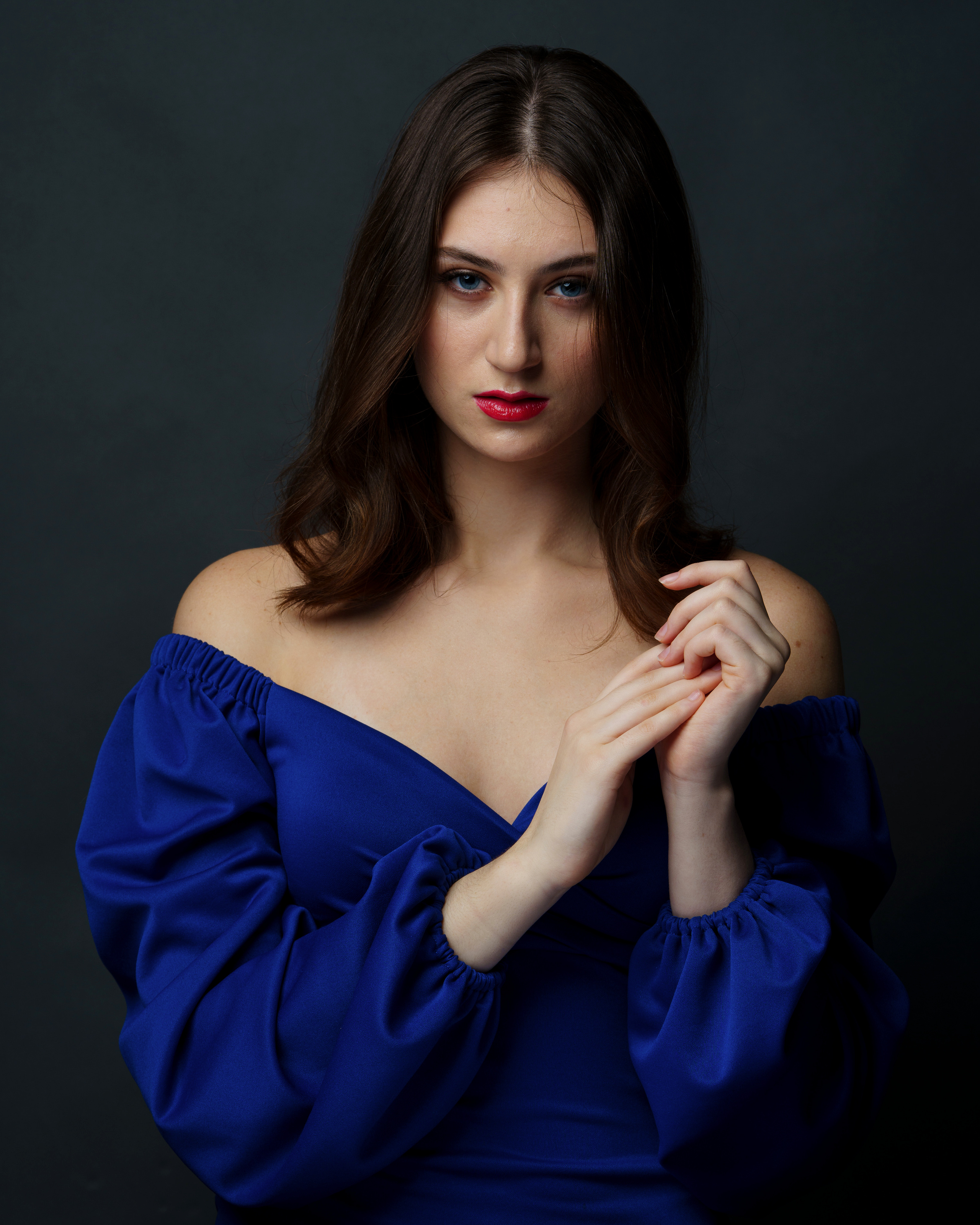 Портретный фотограф в Санкт-Петербурге. Предметный и фуд фотограф Санкт-Петербурга Сергей