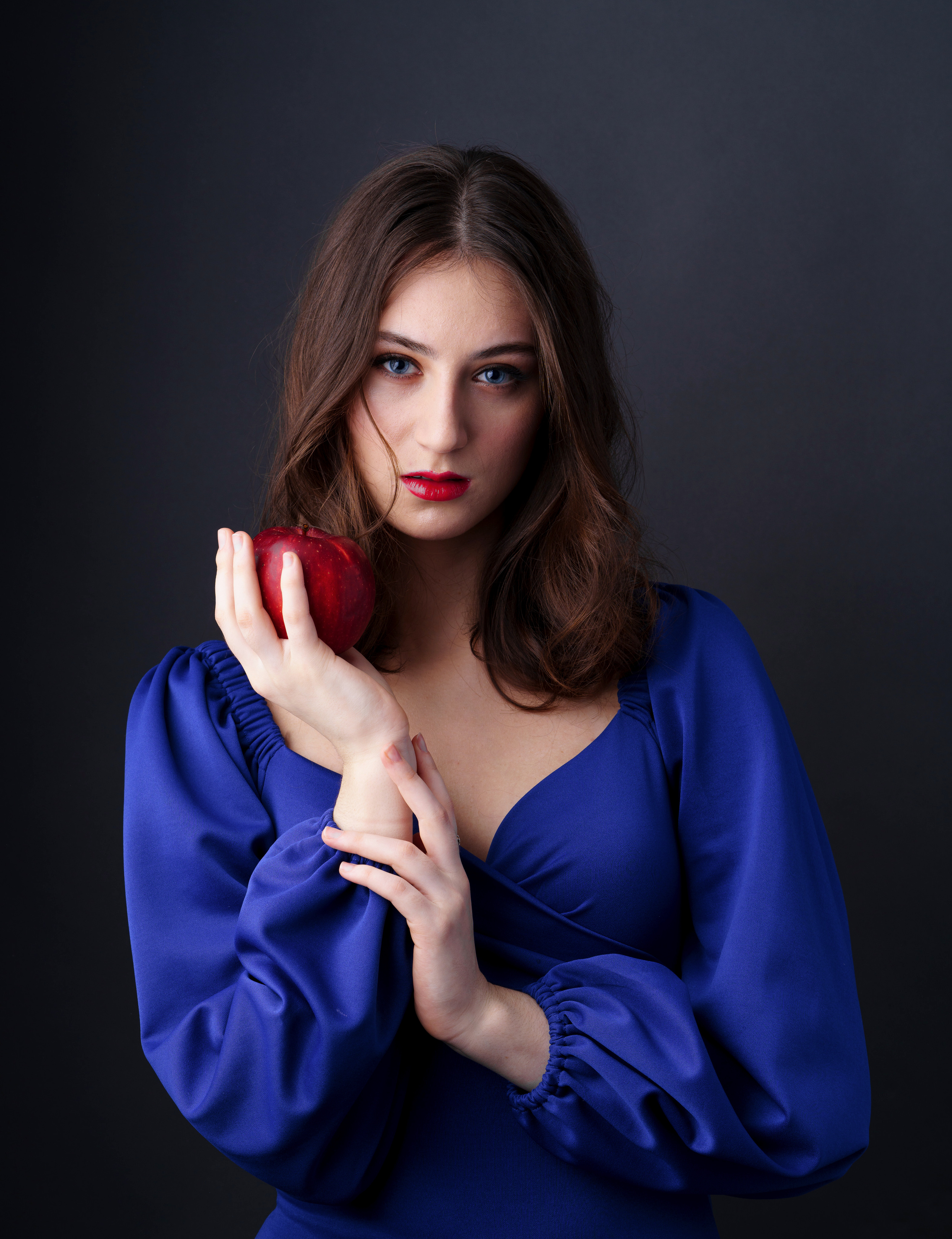 Портретный фотограф в Санкт-Петербурге. Предметный и фуд фотограф Санкт-Петербурга Сергей