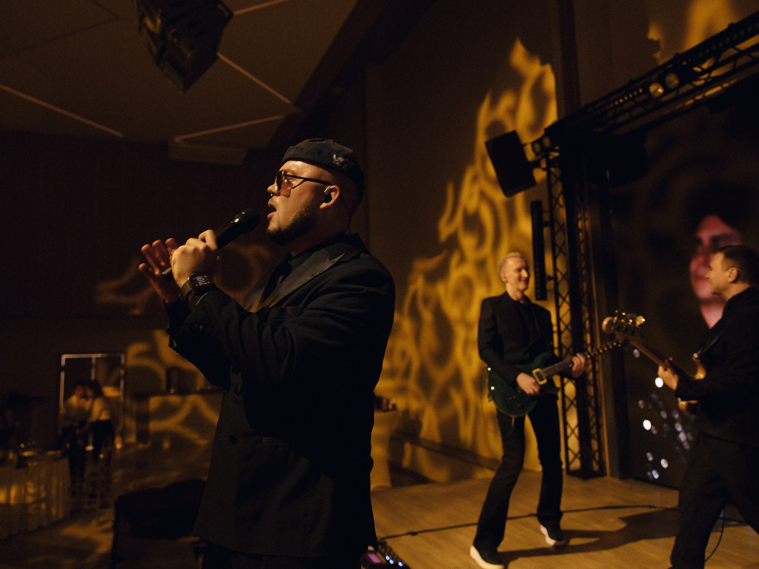 ПОЛИНА И ГЛЕБ, ПАРК СИТИ. Свадебный и индивидуальный фотограф в Челябинске Евгения Негодяева