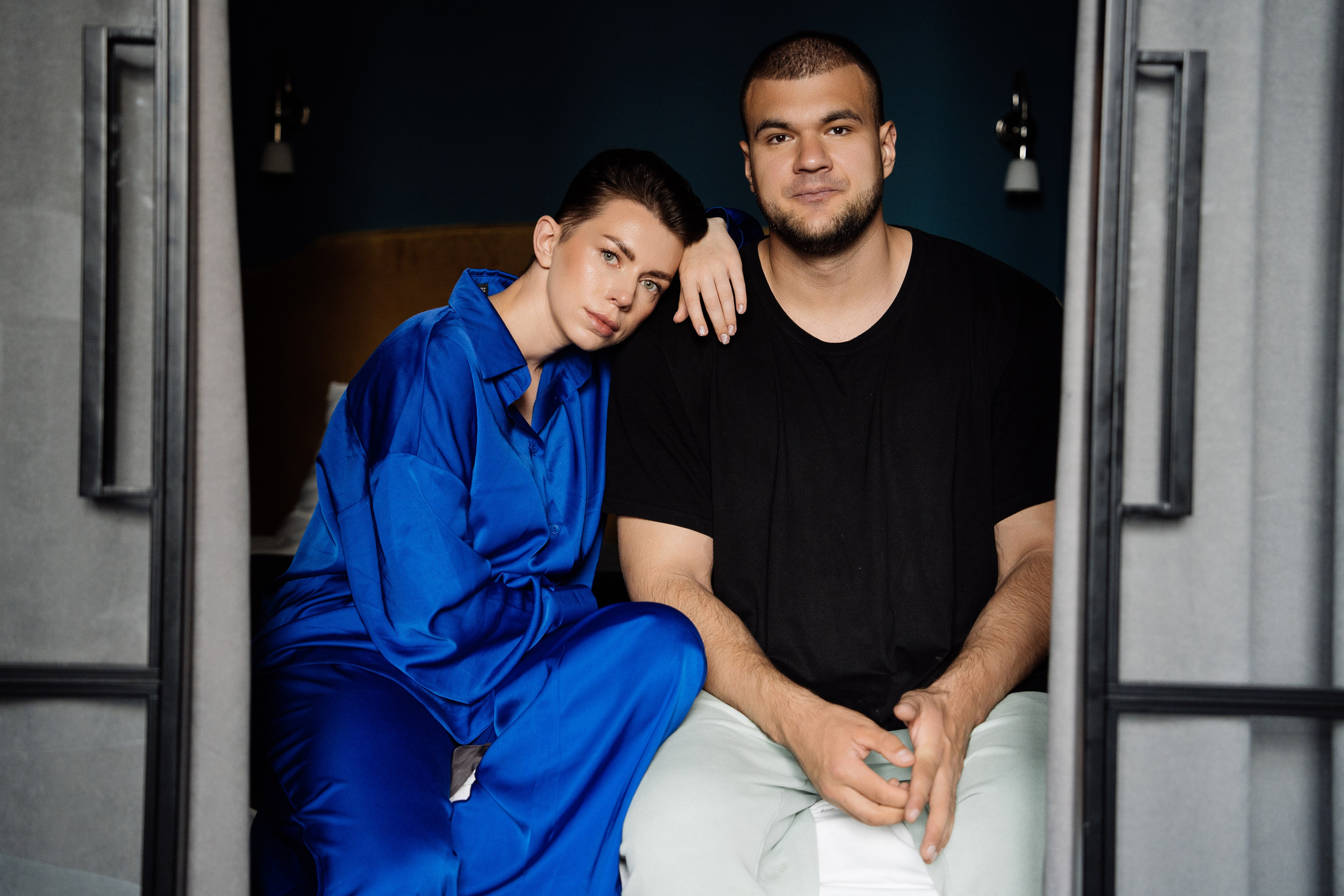 Свадьба в сошиал клабе. Свадебный фотограф организатор в Санкт-Петербурге Ассоль Опарина