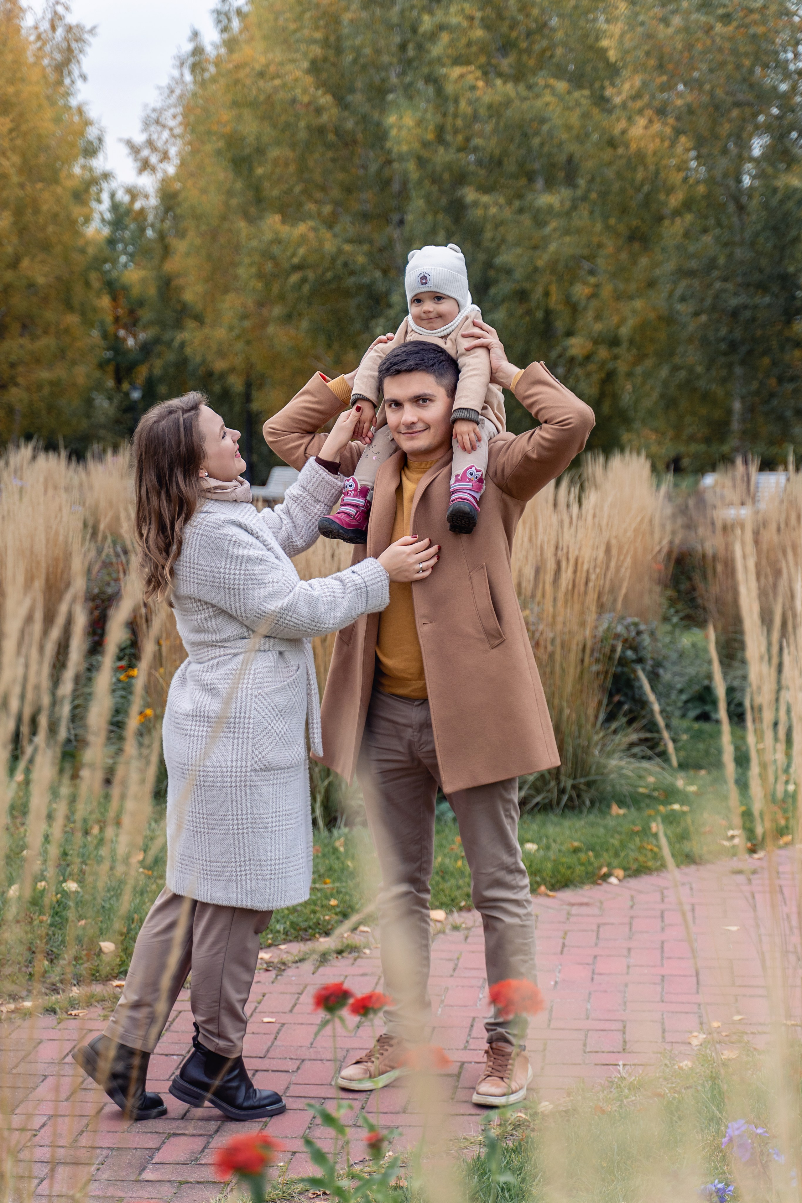 Семейная осенняя фотосессия в парке Красногвардейские пруды