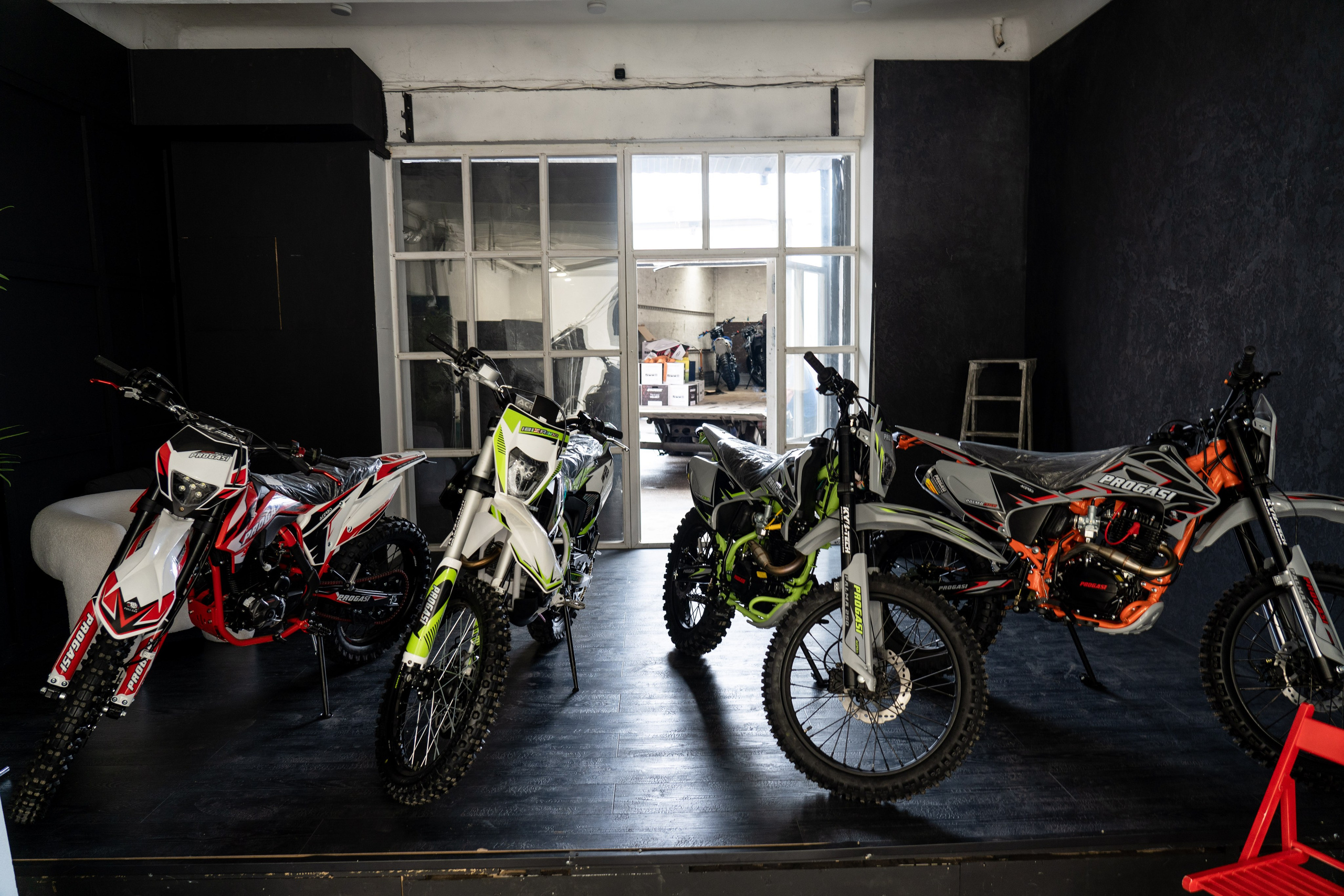 Фото для маркет плейсов. Каталожная и промышленная съемка в Москве Александр Плонский