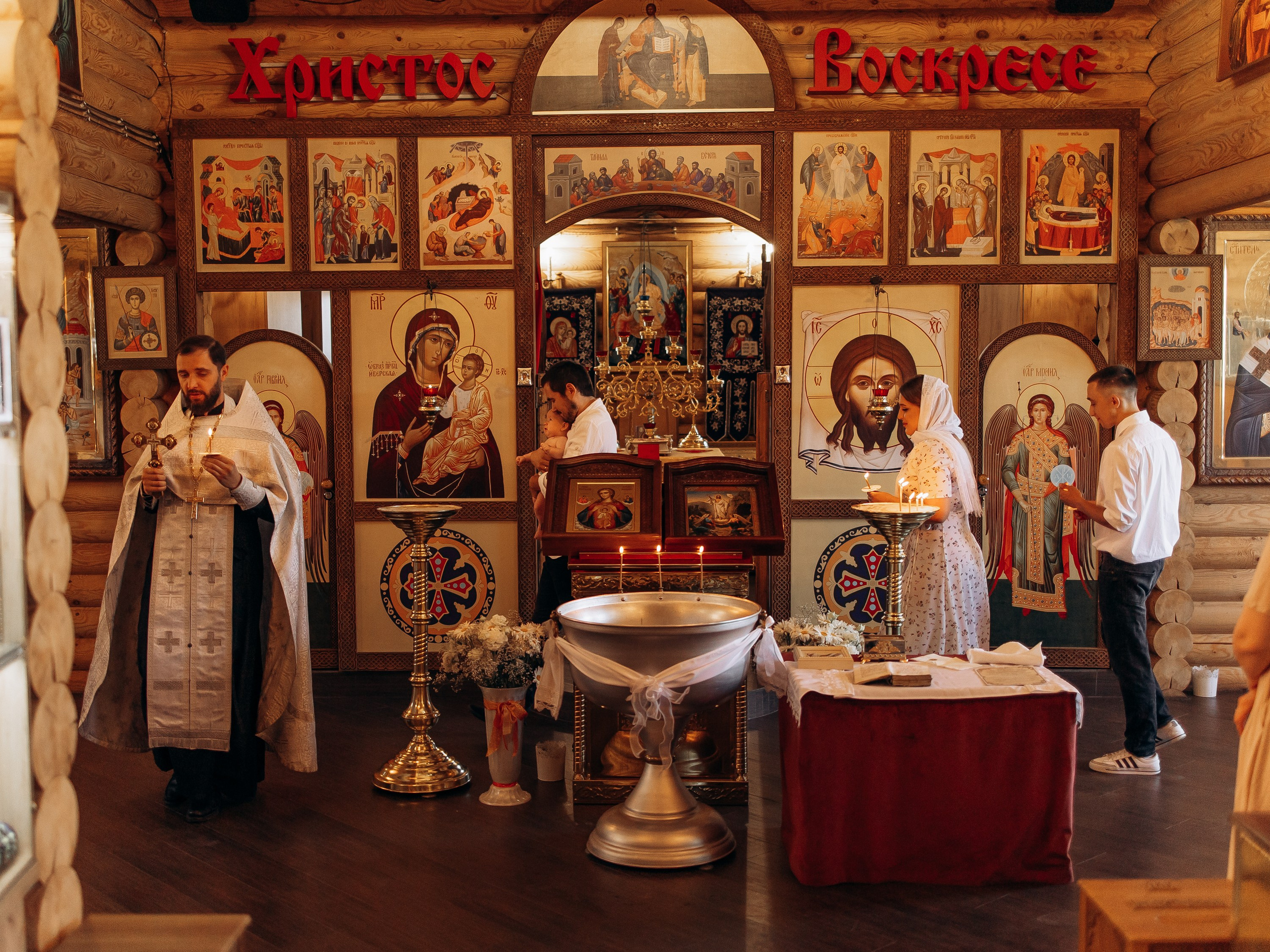 Таинство Крещения Михаила. Семейный фотограф в Краснодаре Храмова Анна