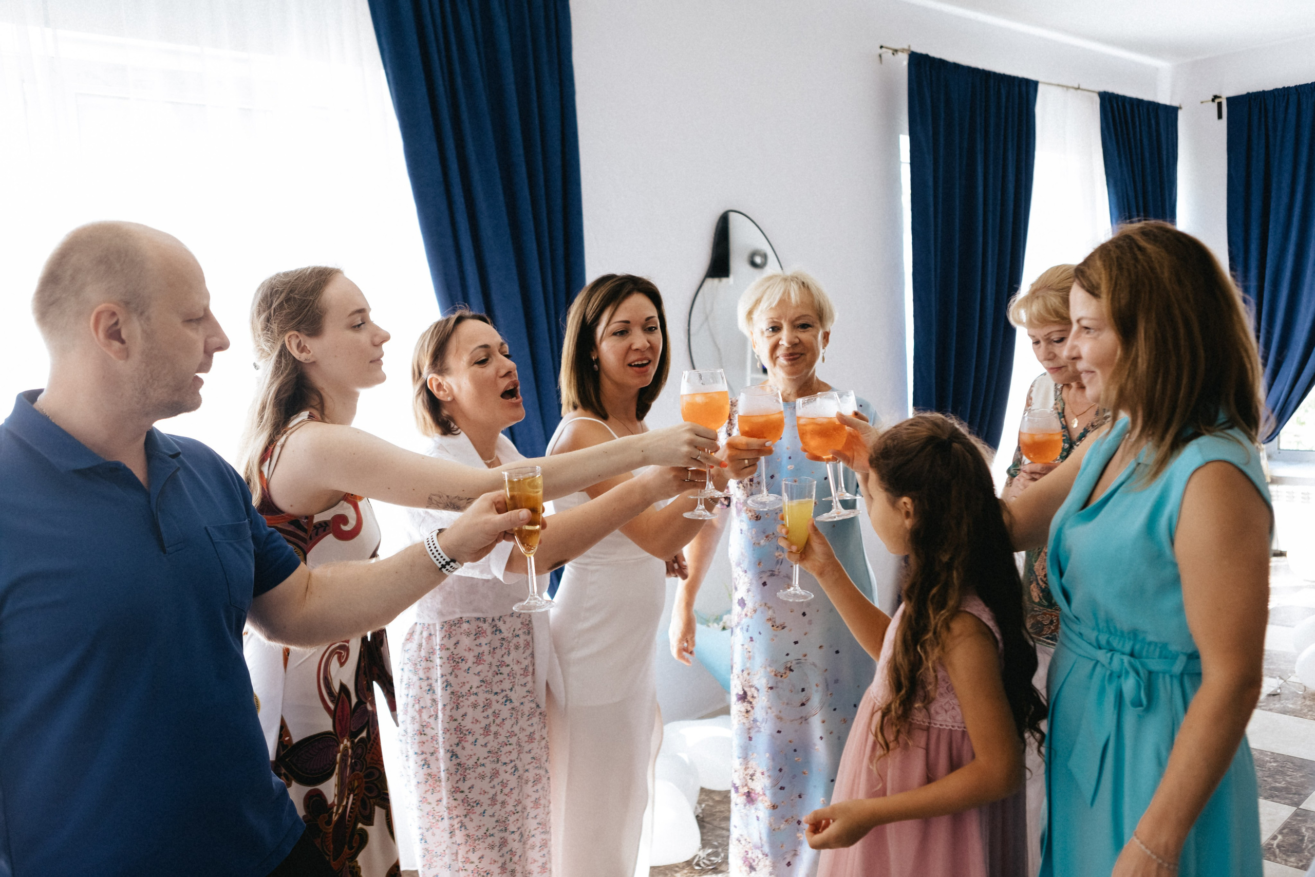 Лиза и Сережа. Роспись и тусовка в коттедже. Свадебный и портретный фотограф в Москве Анастасия Масюк