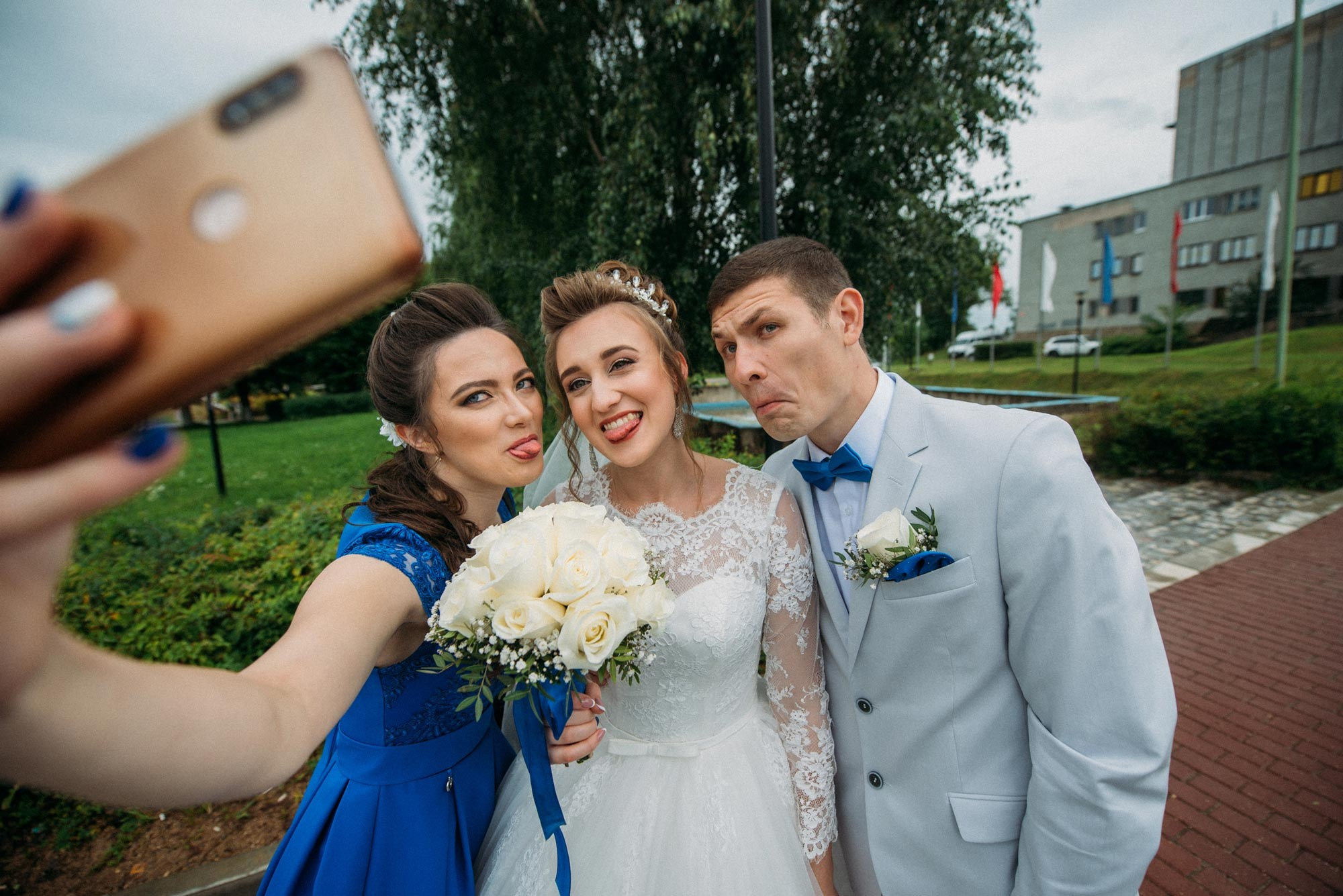 Свадебный фотограф в Иваново Александр Кондаков | Живые эмоции. Фотограф для маркетплейсов в Иваново | Съемки одежды и белья