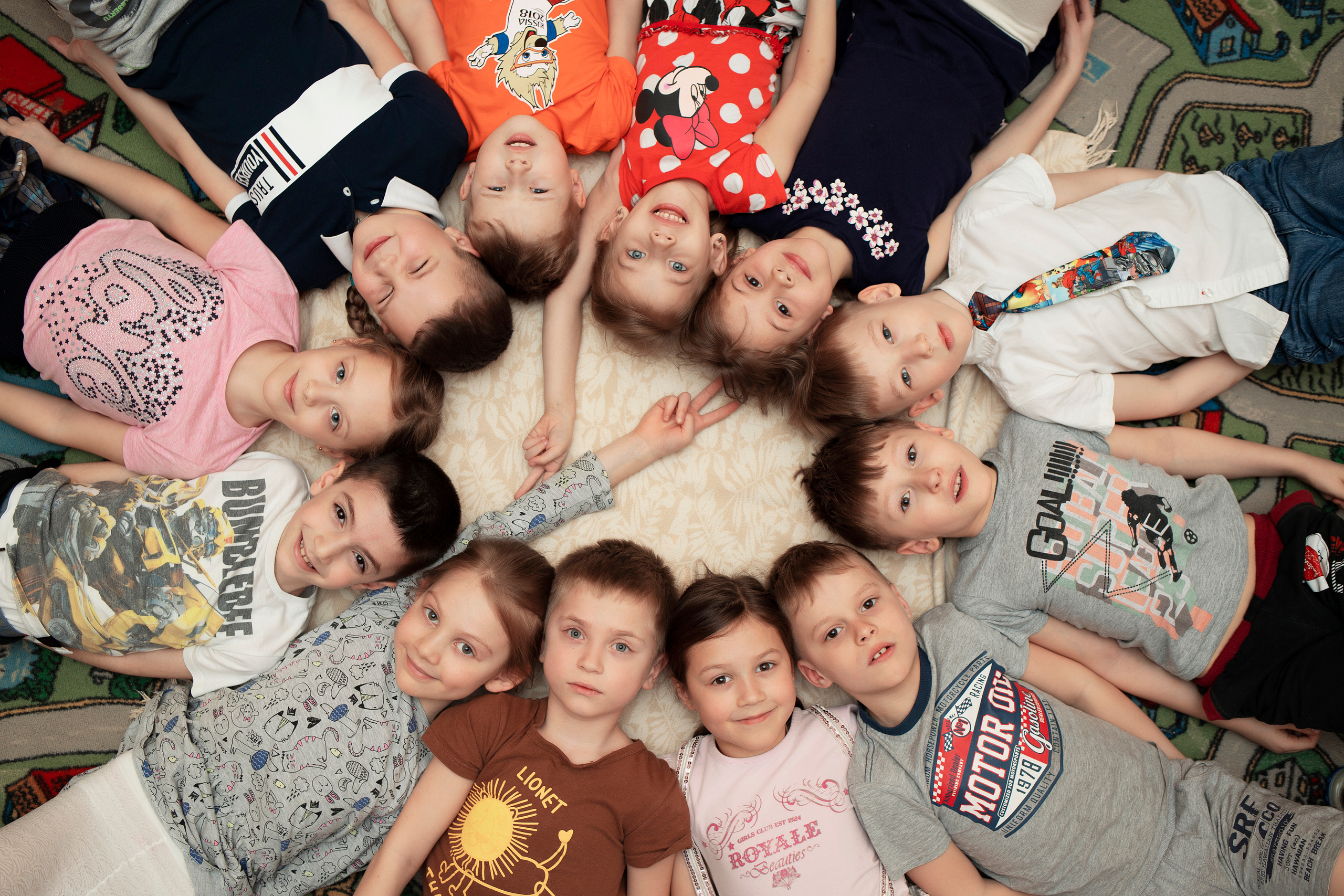 Утренники в детском саду. Детский и семейный фотограф в Москве Лина Левина