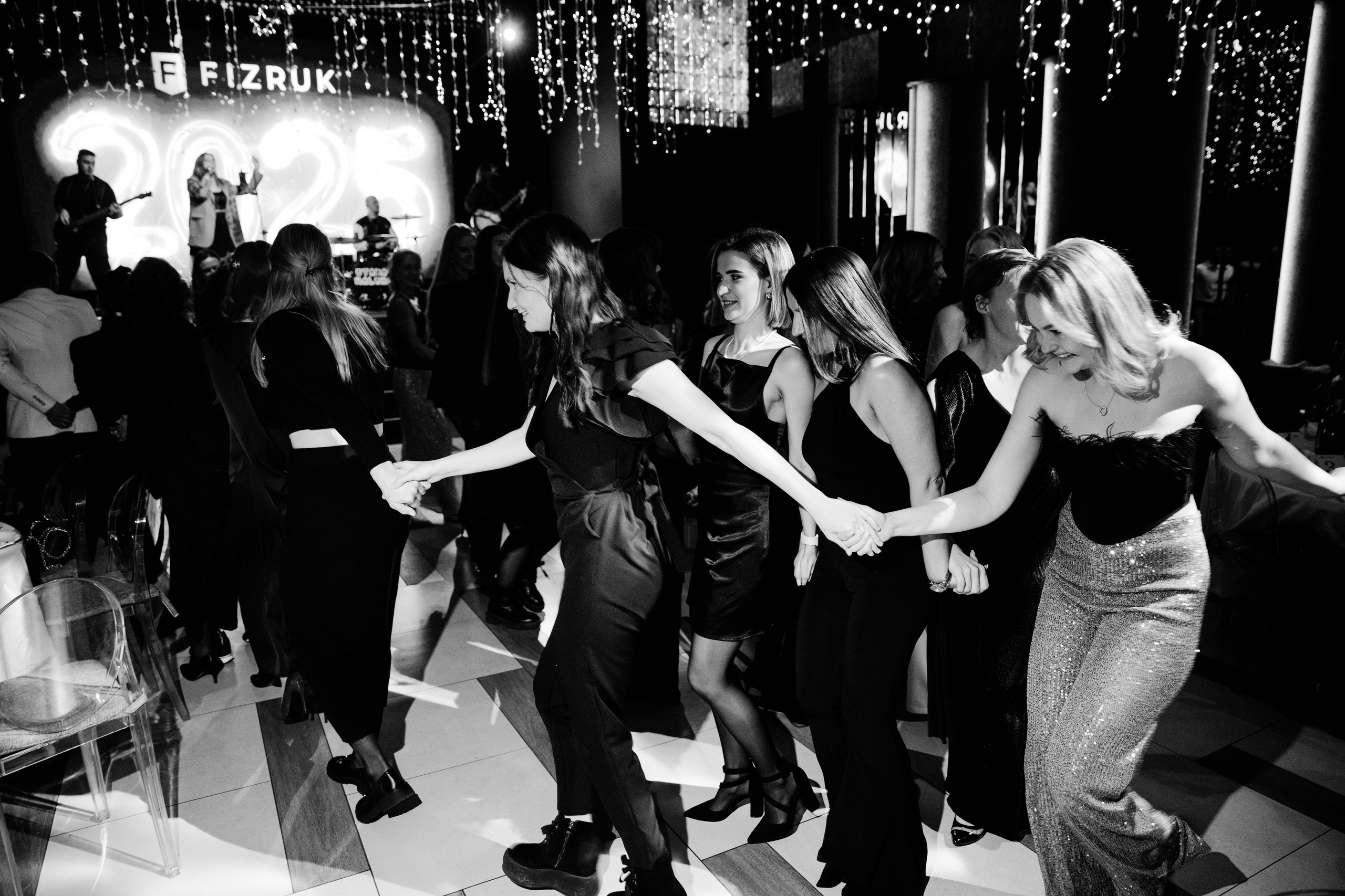 Корпоратив фк FIZRUK. Свадебный фотограф Иркутск, репортажный фотограф Иркутск
