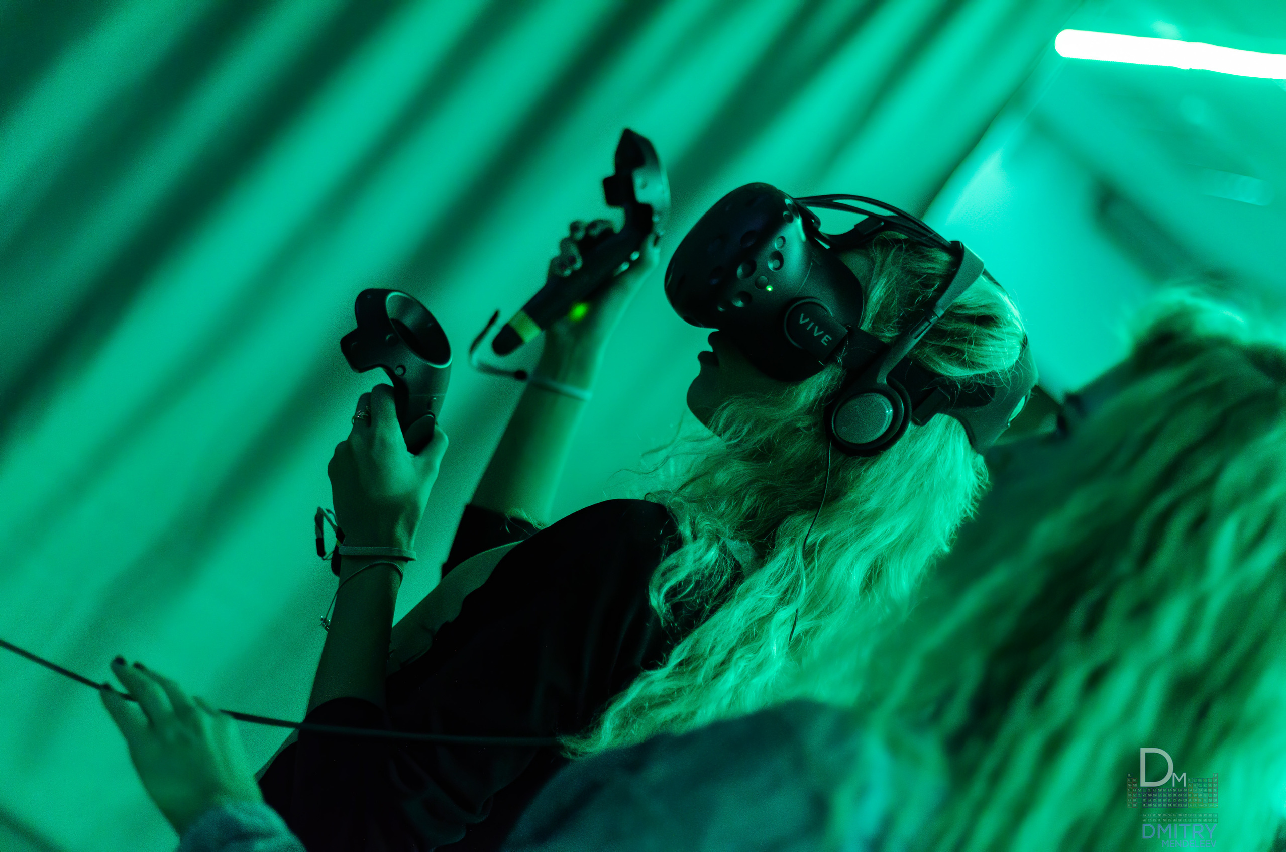Девушки в Виртуальной Реальности. Фотограф — видеограф в Москве Дмитрий Менделеев