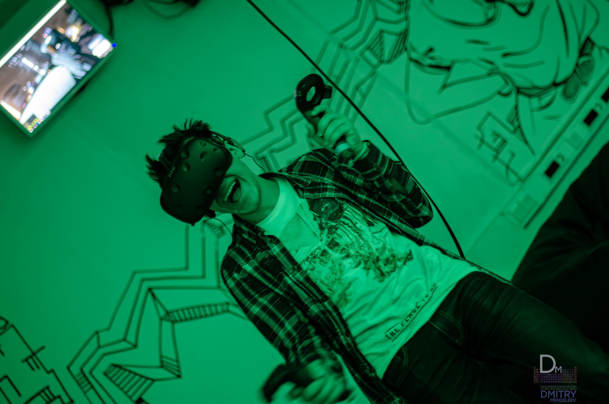 Парни в Виртуальной Реальности. Фотограф — видеограф в Москве Дмитрий Менделеев