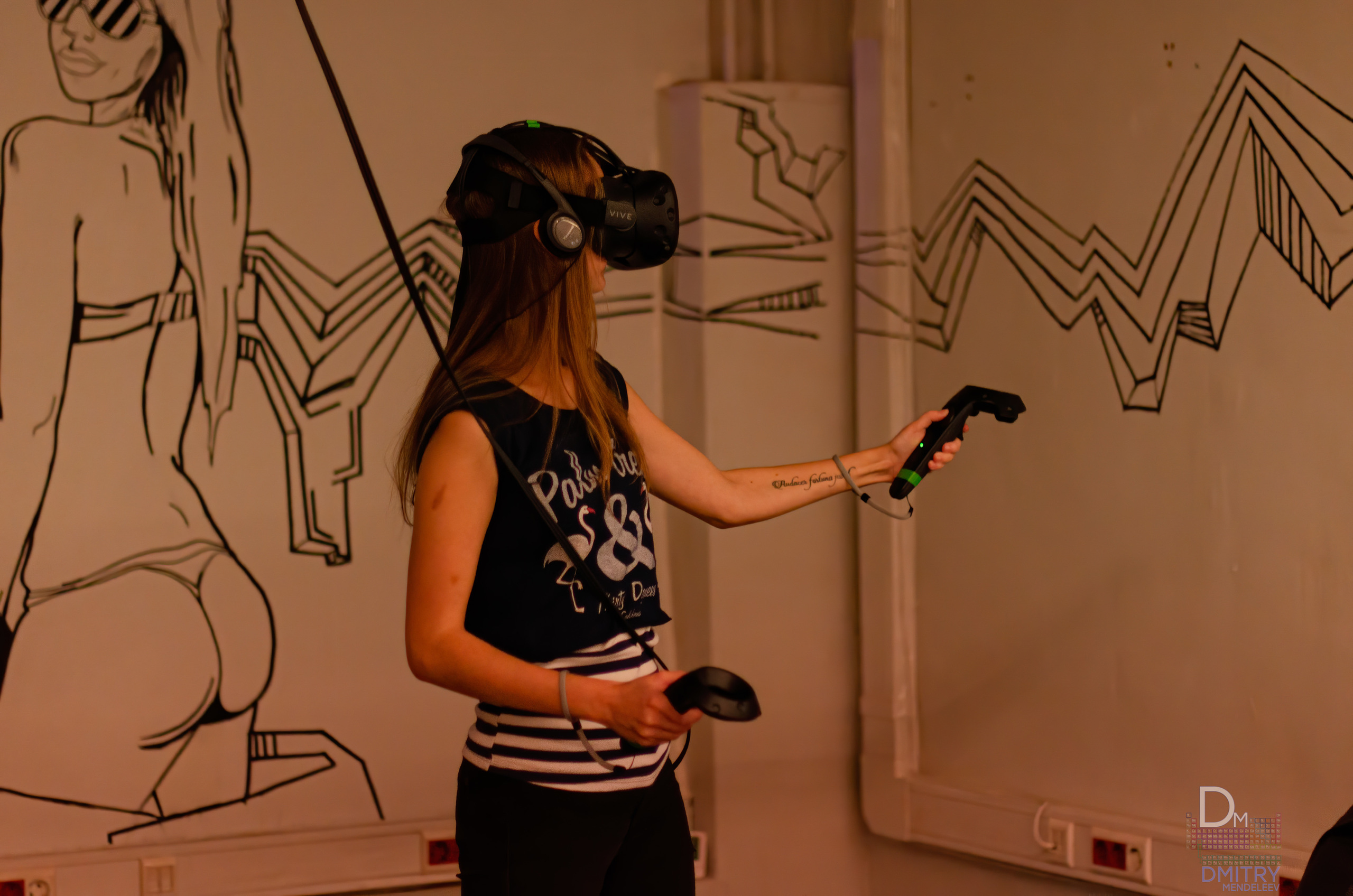Девушки в Виртуальной Реальности. Фотограф — видеограф в Москве Дмитрий Менделеев