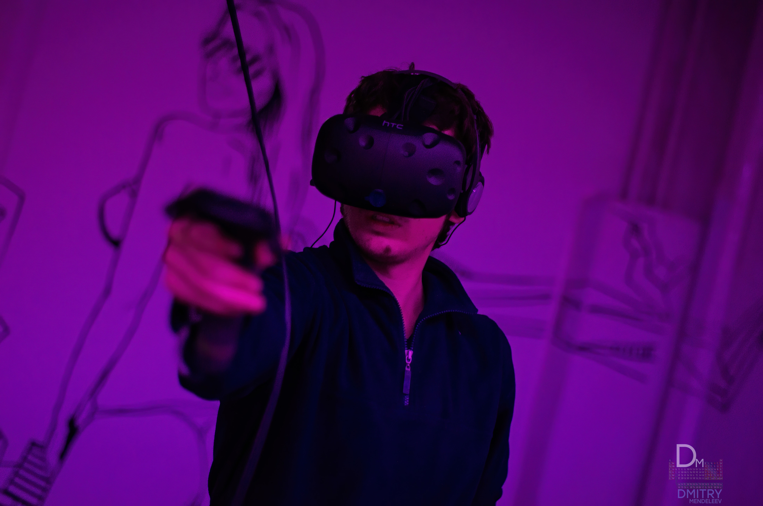 Парни в Виртуальной Реальности. Фотограф — видеограф в Москве Дмитрий Менделеев