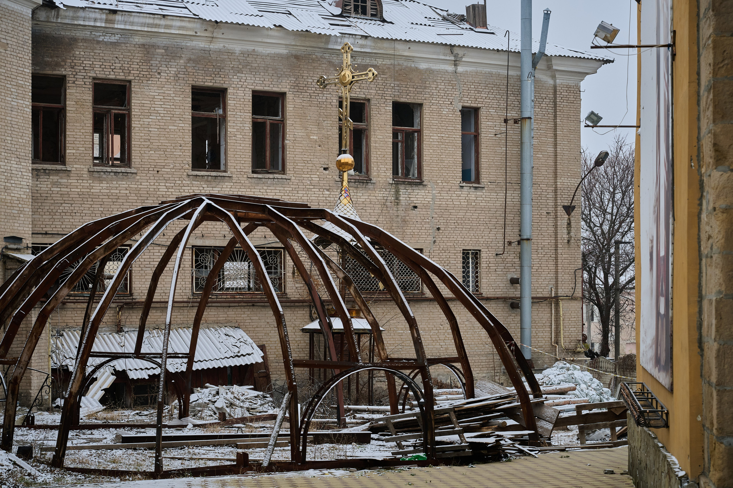 Лисичанск. Луганская область. Фотопроект «Территории»