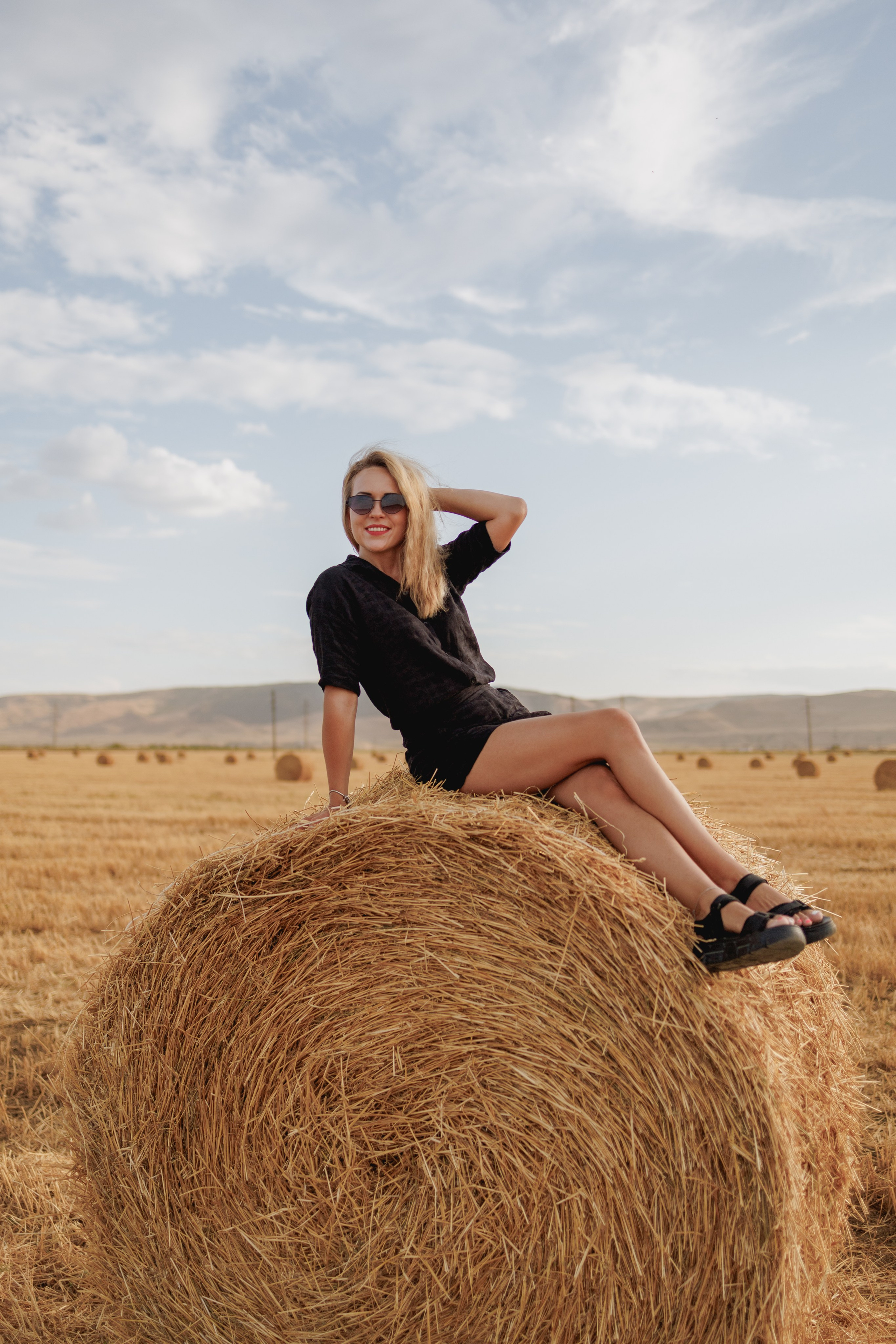 Стога и горы. Дагестан. Фотограф в Дагестане Кира Молькова