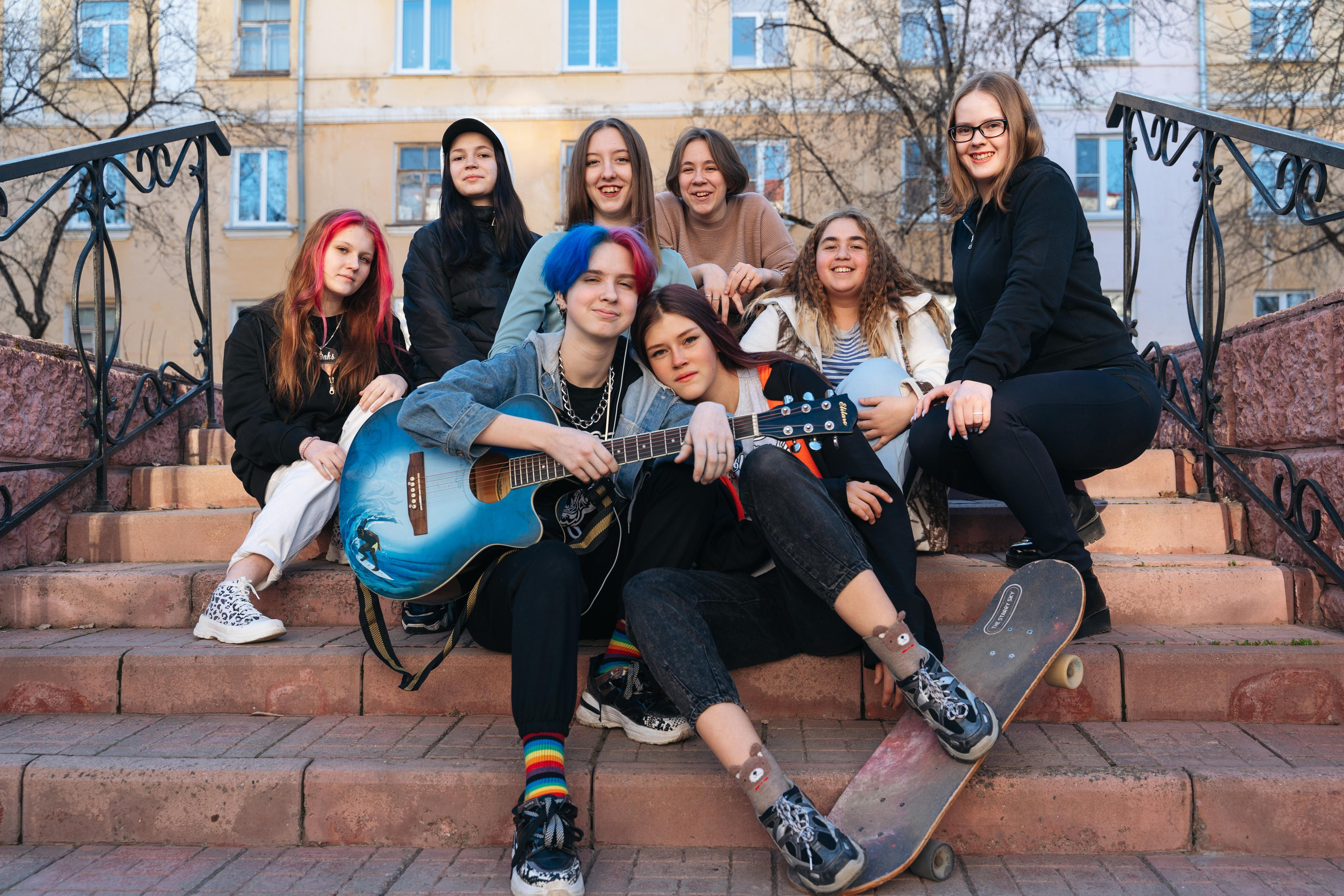 Групповые фотосессии. Свадебное видео и выпускные альбомы в Челябинской области in LENS