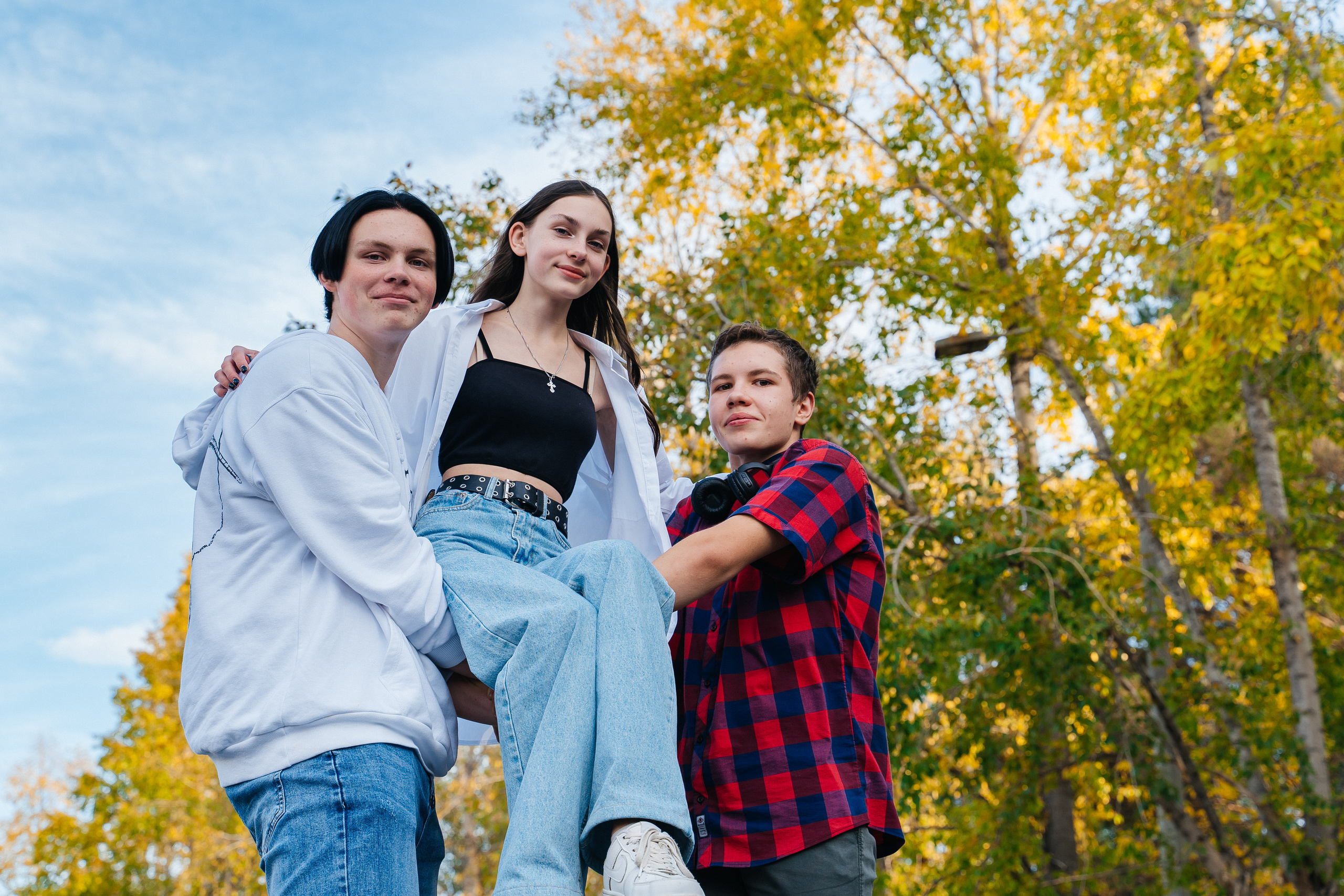 Групповые фотосессии. Свадебное видео и выпускные альбомы в Челябинской области in LENS