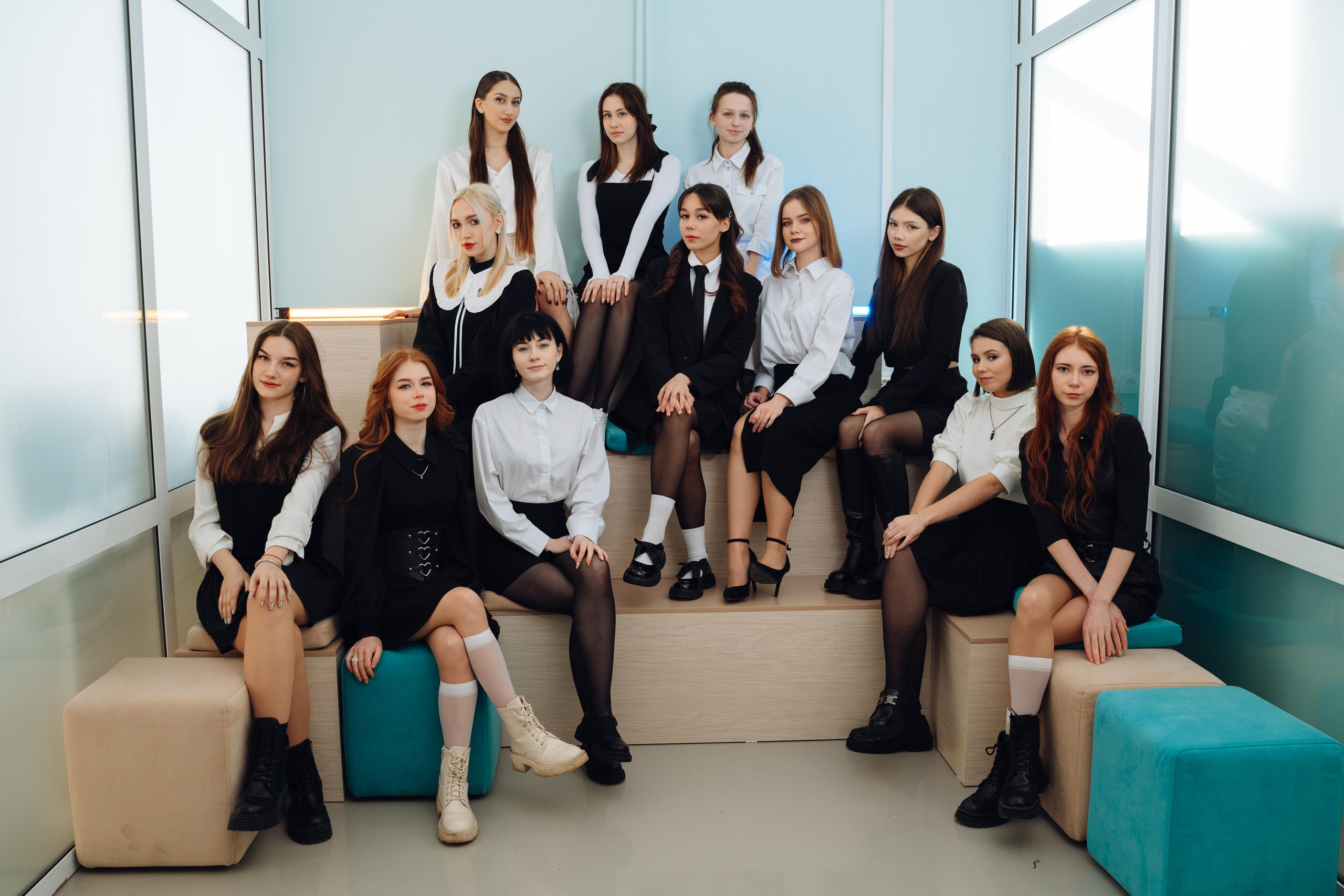 Групповые фотосессии. Свадебное видео и выпускные альбомы в Челябинской области in LENS