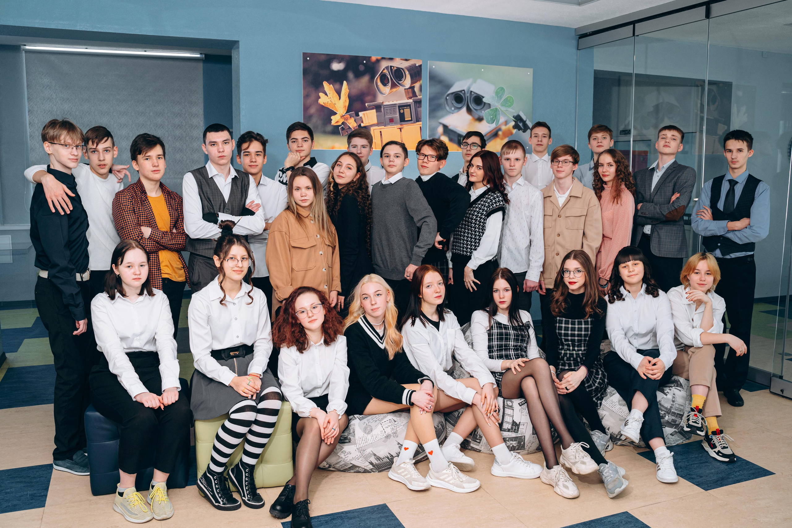 Групповые фотосессии. Свадебное видео и выпускные альбомы в Челябинской области in LENS