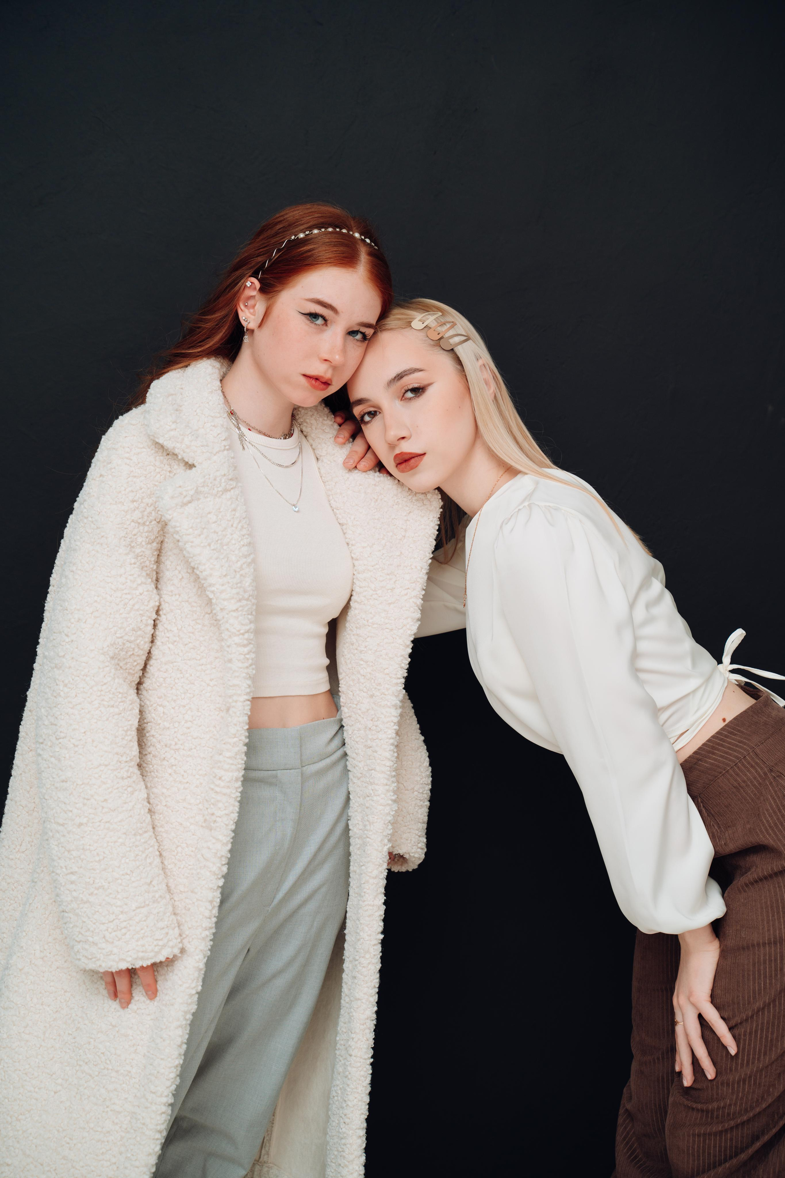 Групповые фотосессии. Свадебное видео и выпускные альбомы в Челябинской области in LENS