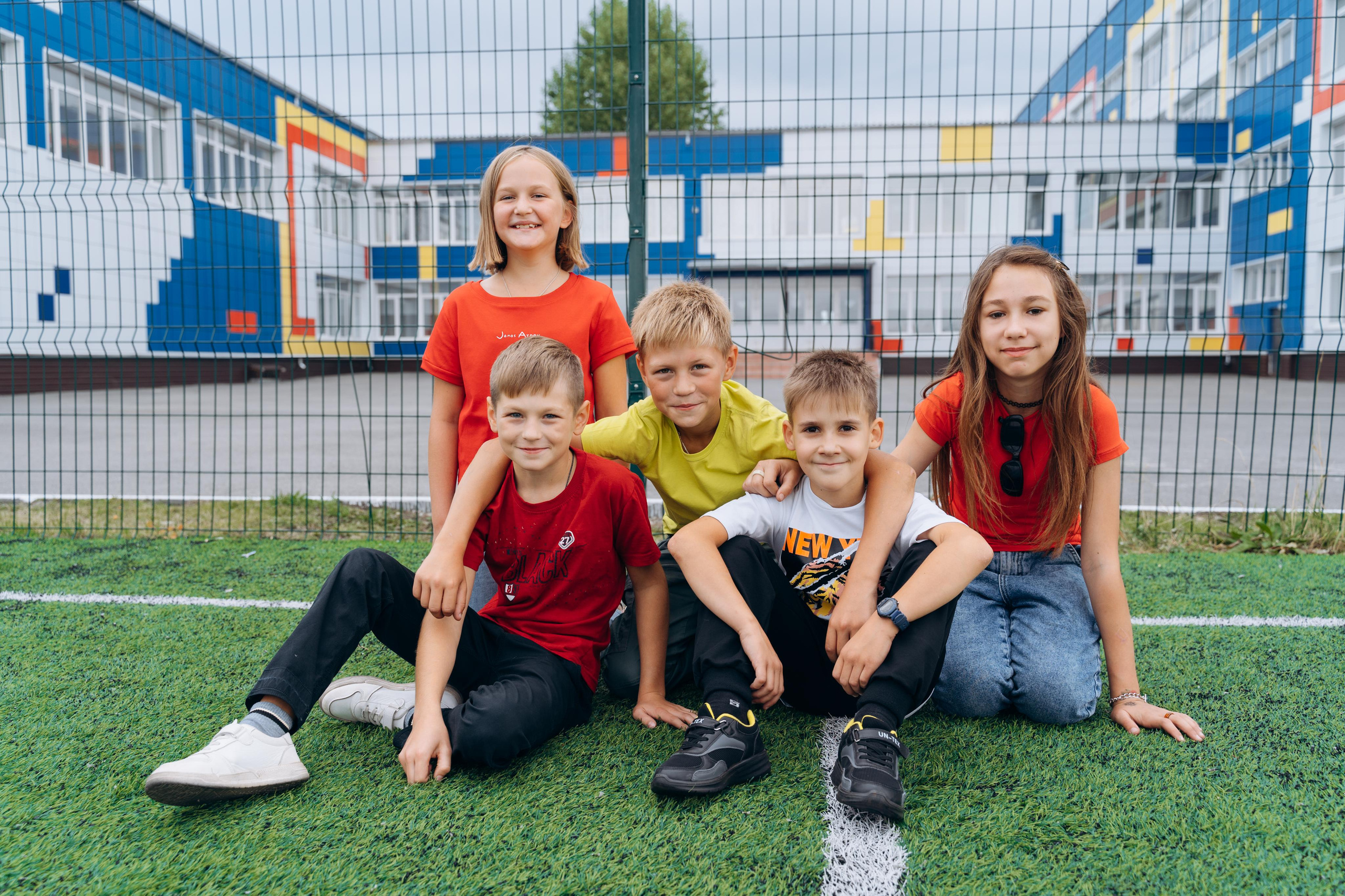 Групповые фотосессии. Свадебное видео и выпускные альбомы в Челябинской области in LENS