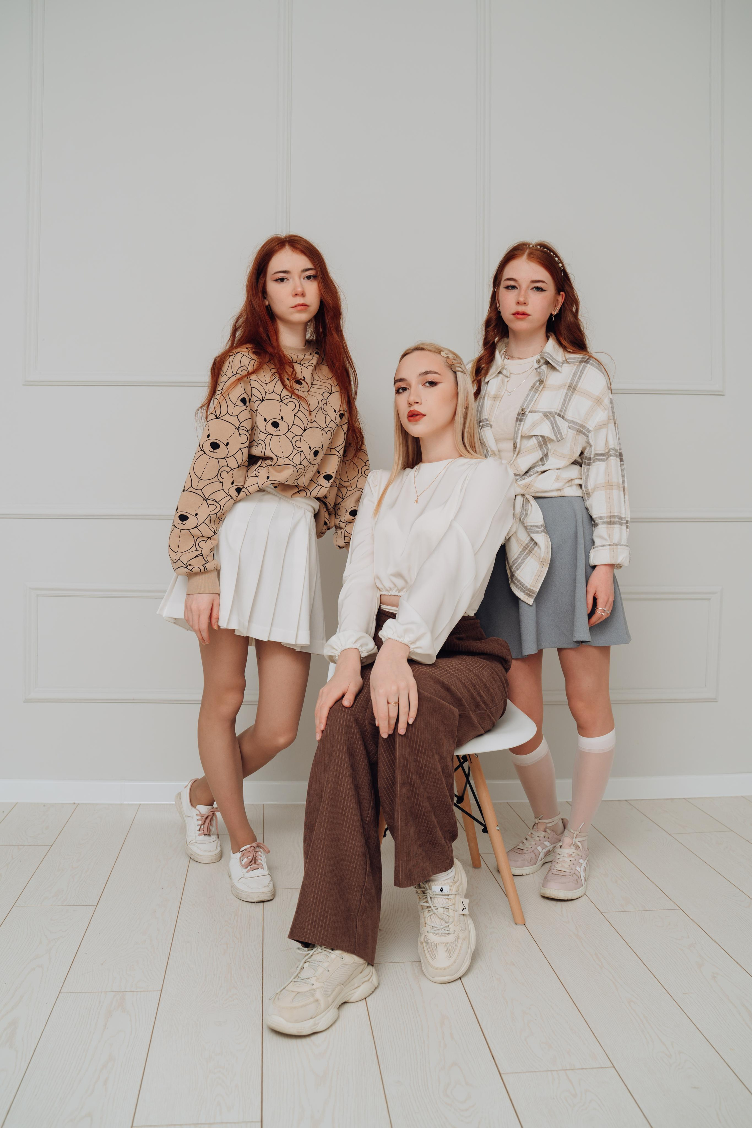 Групповые фотосессии. Свадебное видео и выпускные альбомы в Челябинской области in LENS