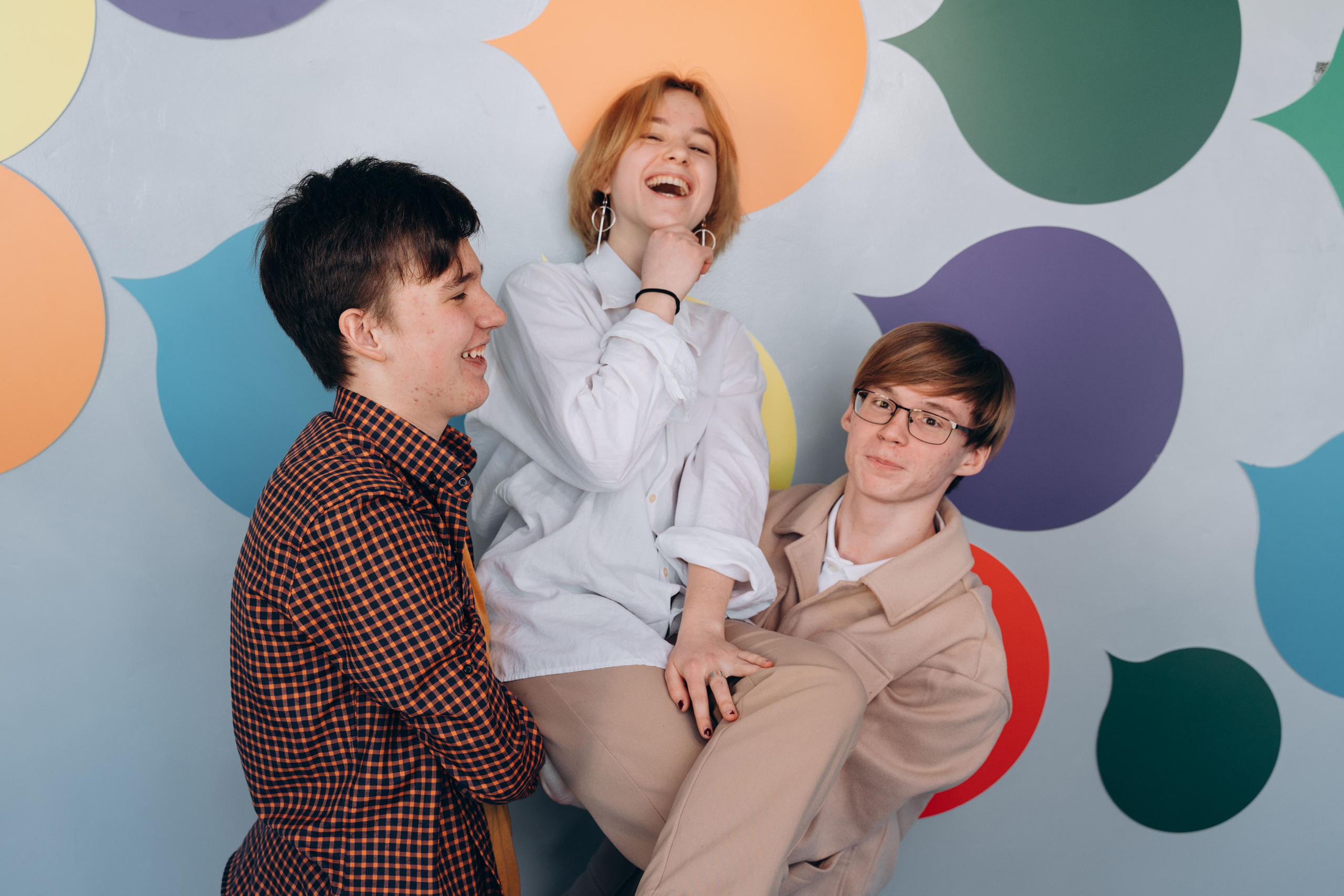 Групповые фотосессии. Свадебное видео и выпускные альбомы в Челябинской области in LENS