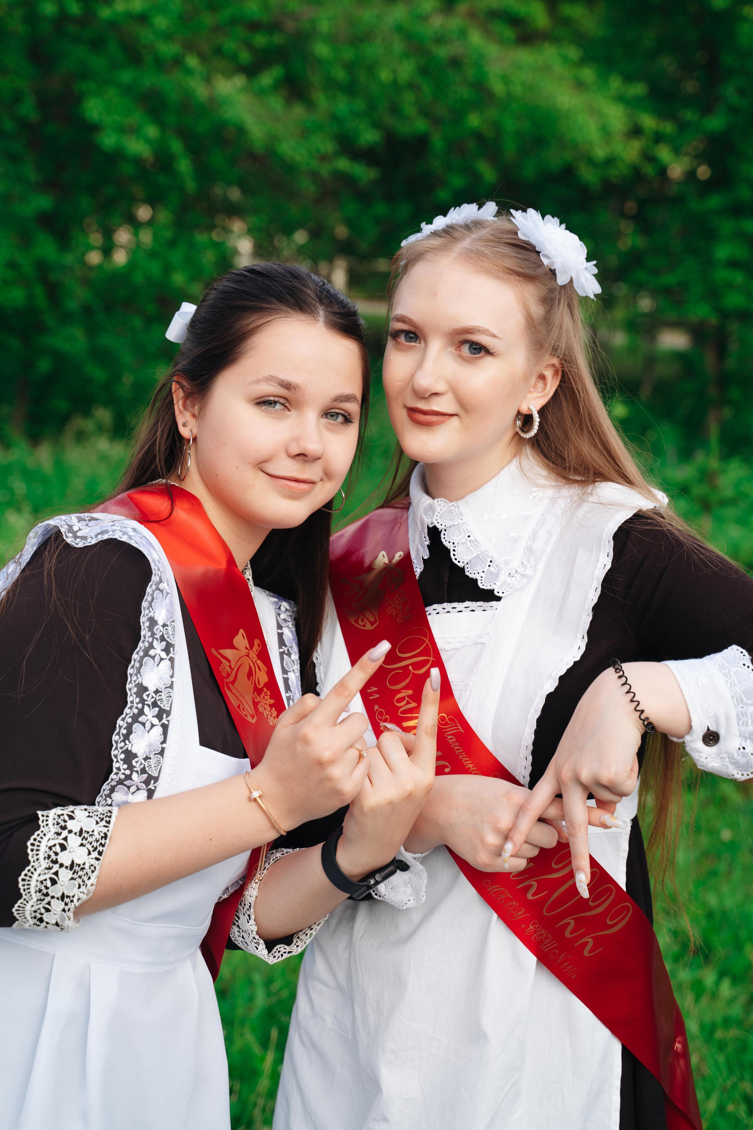 Групповые фотосессии. Свадебное видео и выпускные альбомы в Челябинской области in LENS