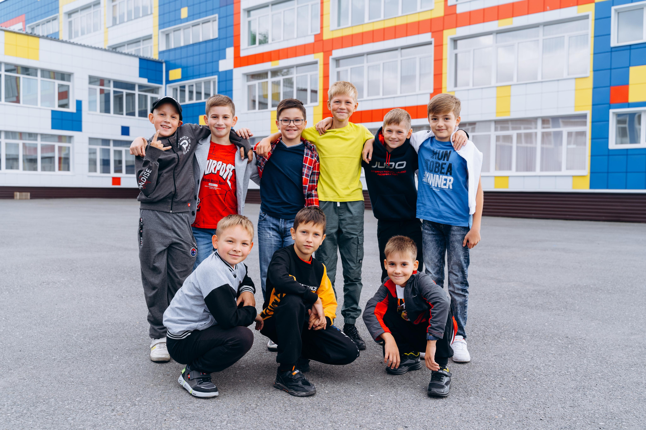 Групповые фотосессии. Свадебное видео и выпускные альбомы в Челябинской области in LENS