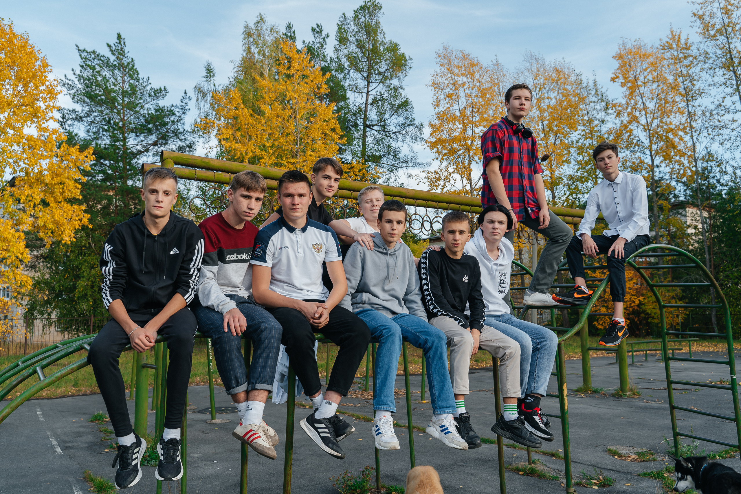 Групповые фотосессии. Свадебное видео и выпускные альбомы в Челябинской области in LENS