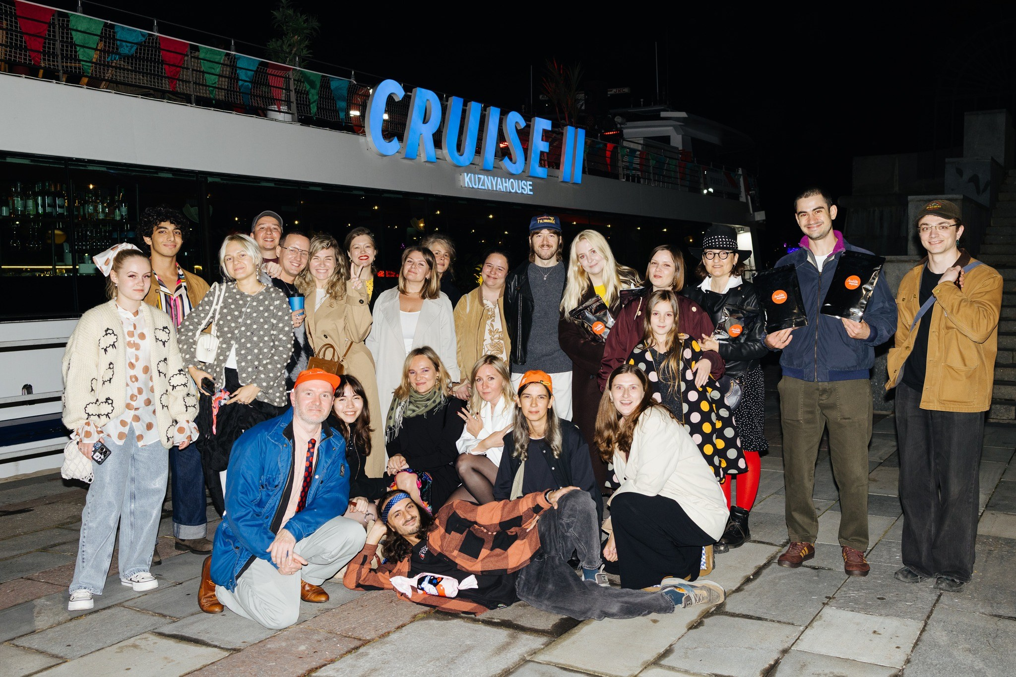 «Ламбаде» 16 лет! Праздничный круиз «Горошек». Фотоотчеты «Ламбада-маркета»