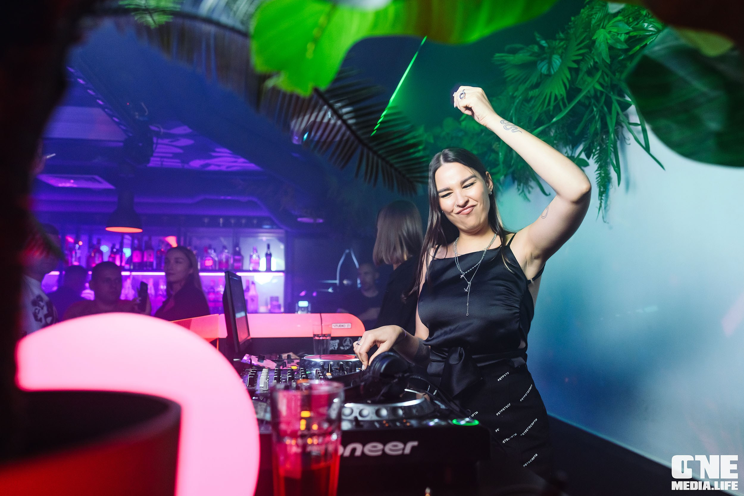 NISHA. One Media Life: фоторепортажи, фотоотчеты с мероприятий и заведений