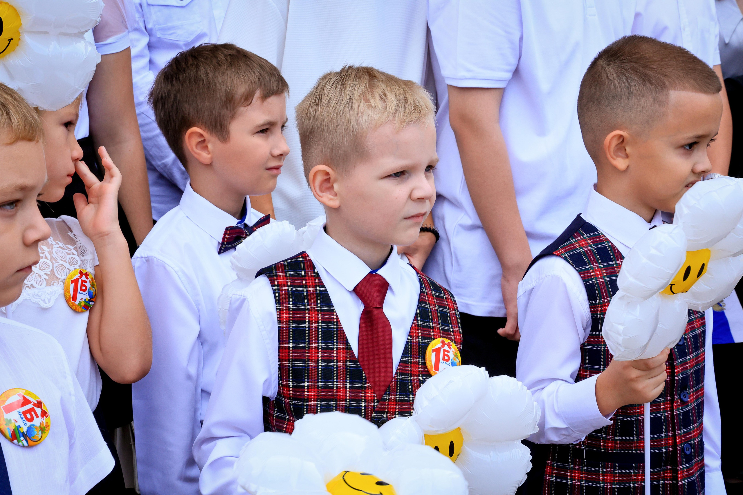ШКОЛА 1 СЕНТЯБРЯ. Свадебный фотограф — видеограф в г. Астрахань Екатерина Юмашева