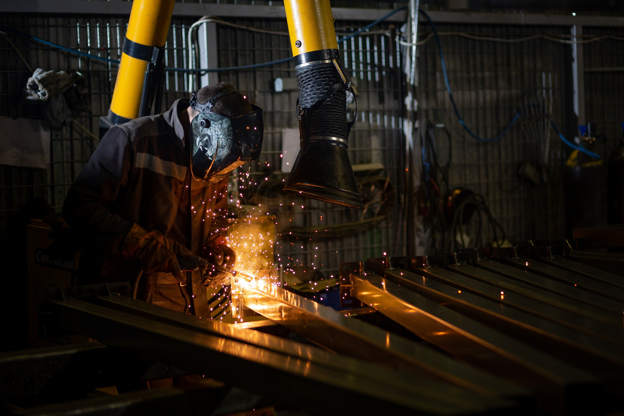 Профессиональный фотограф Алексей Спиридонов, Москва — интерьер, промышленная и семейная съёмка, портреты, репортажи, флористика