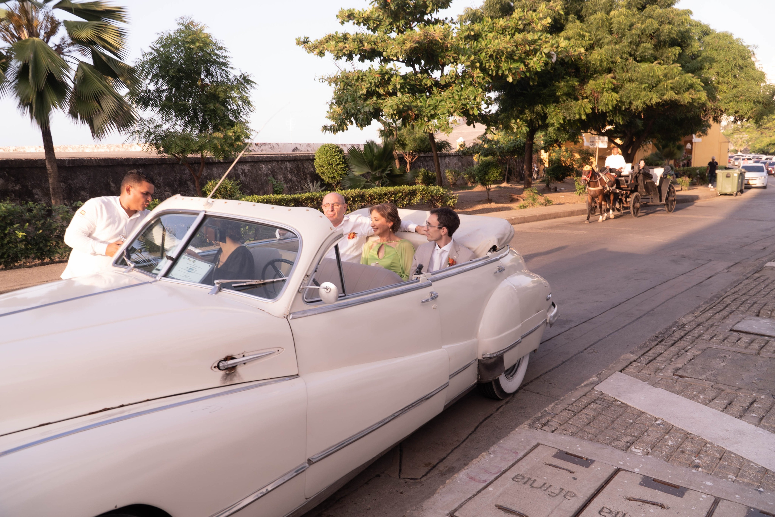 Catalina and Romain. Wedding Photographer in Barcelona and Medellin