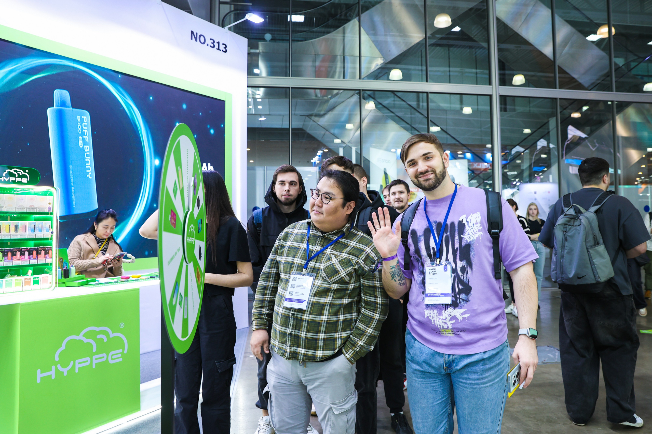 Стенд Hyppe на Vape Club Show. Фотограф Дарья Попова
