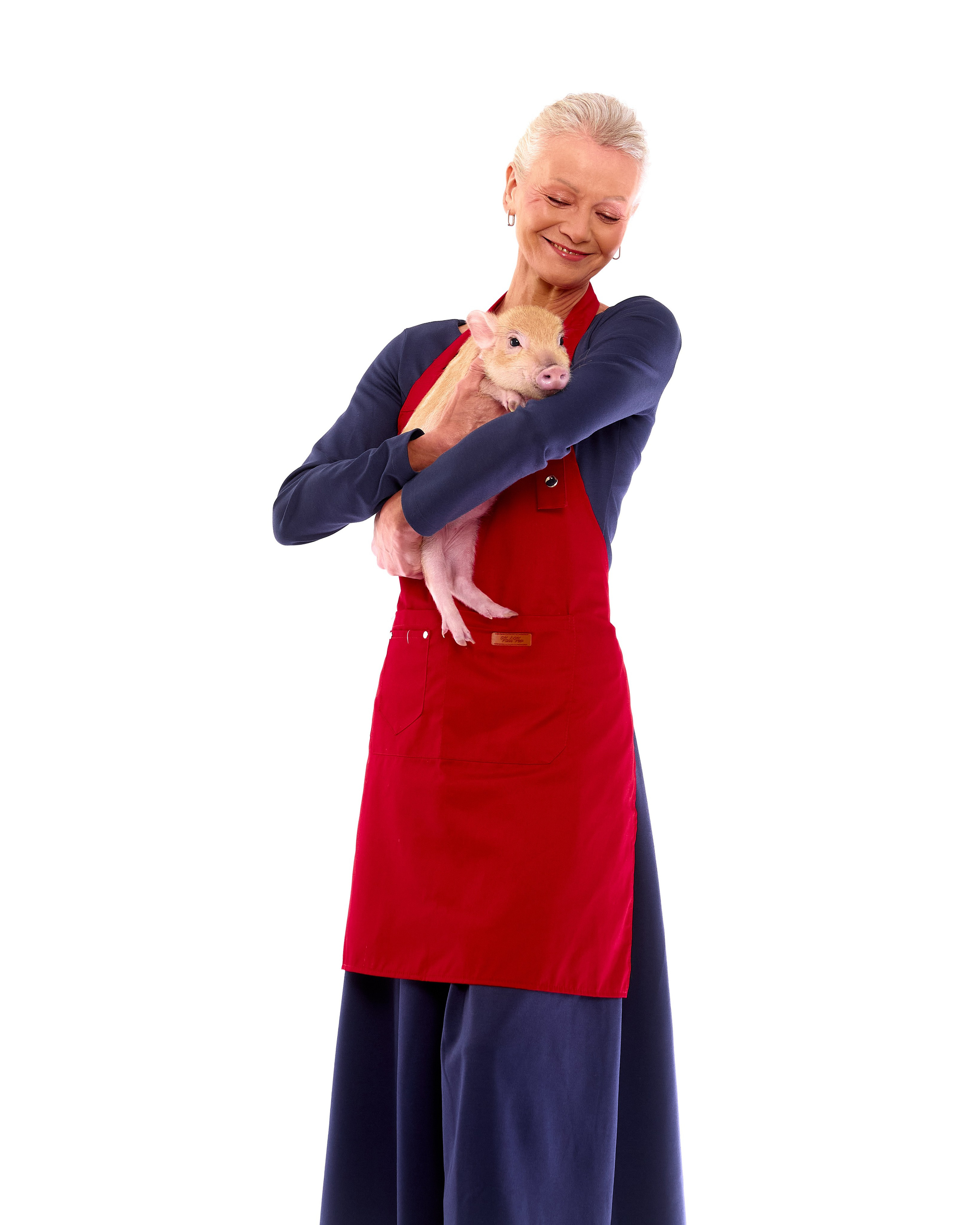 VAVADA. Святослав Лебедев | Рекламный фотограф — Коммерческая съемка, Арт-дирекшн, AI-интеграция