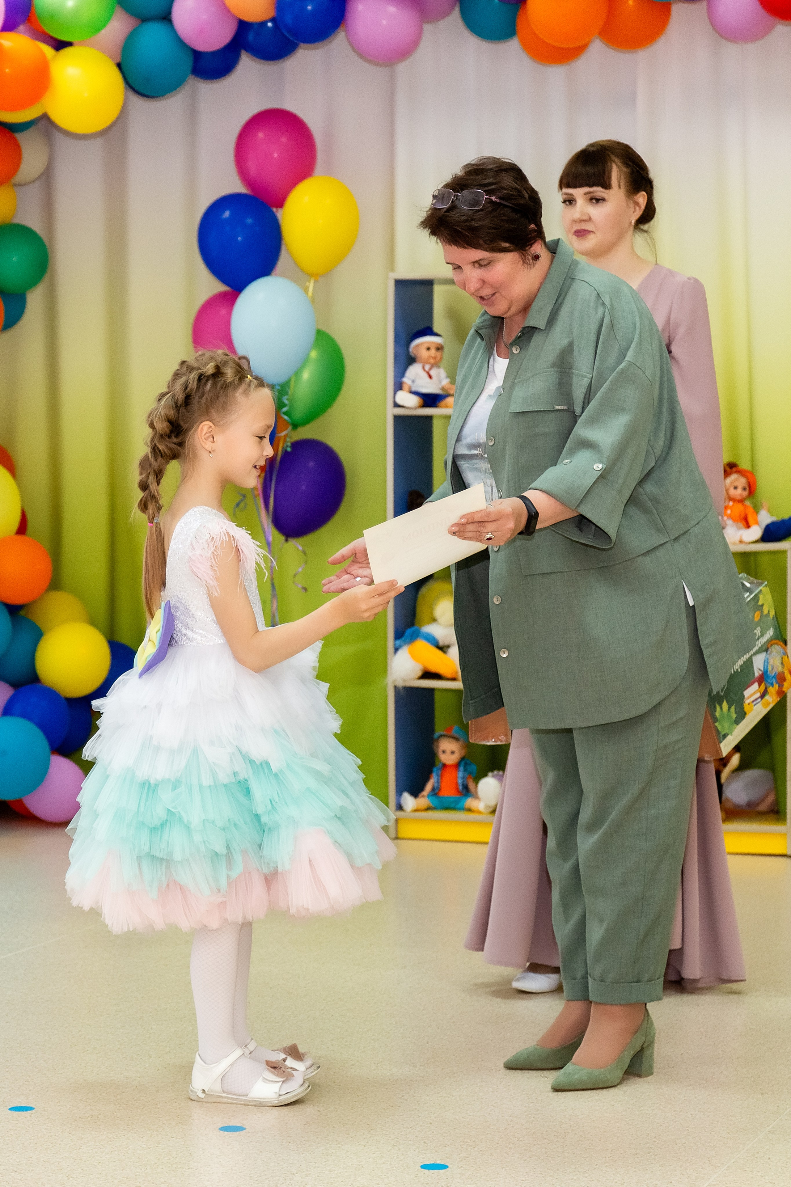 Выпускной. Детский сад «Тигрёнок». Стильный выпускной альбом Владивосток фотограф Вероника Мигачева