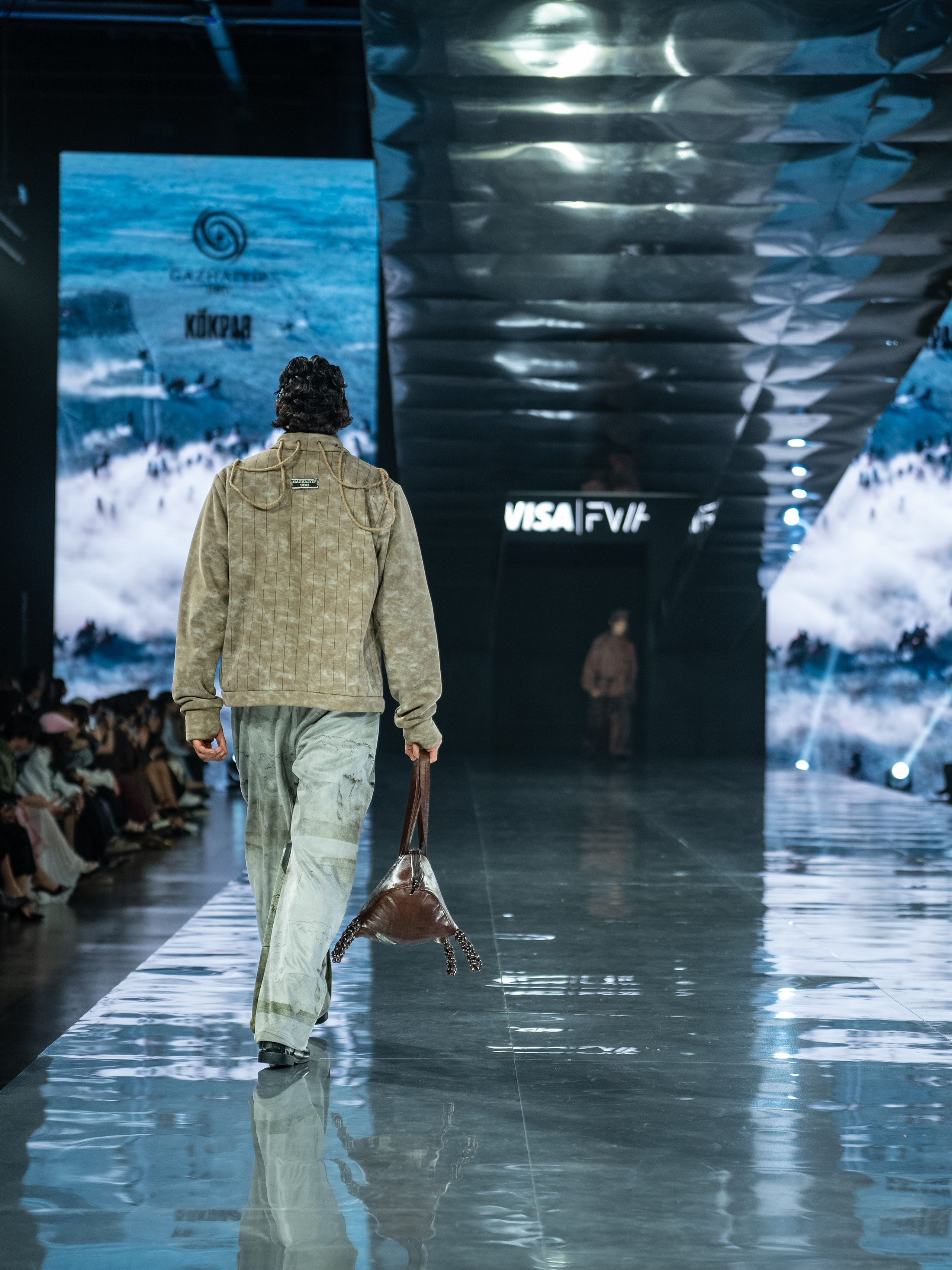 Visa Fashion Week Almaty Pre-Fall 2026 GAZHAIYIP. Сайт Алматинского НЮ АРТ, будуар и фэшн фотографа Дениса Карпенко